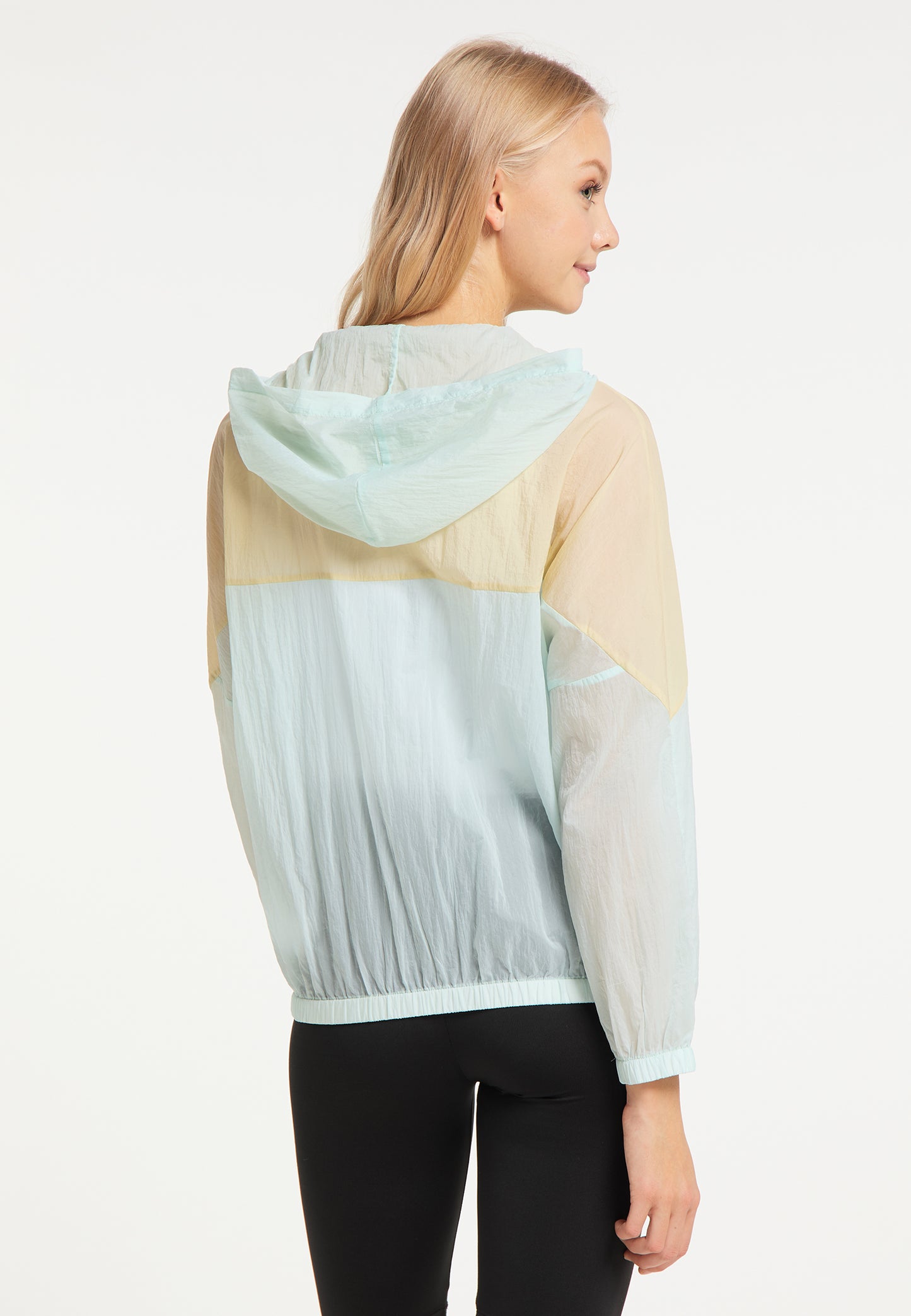 myMo ATHLSR women's windbreakers