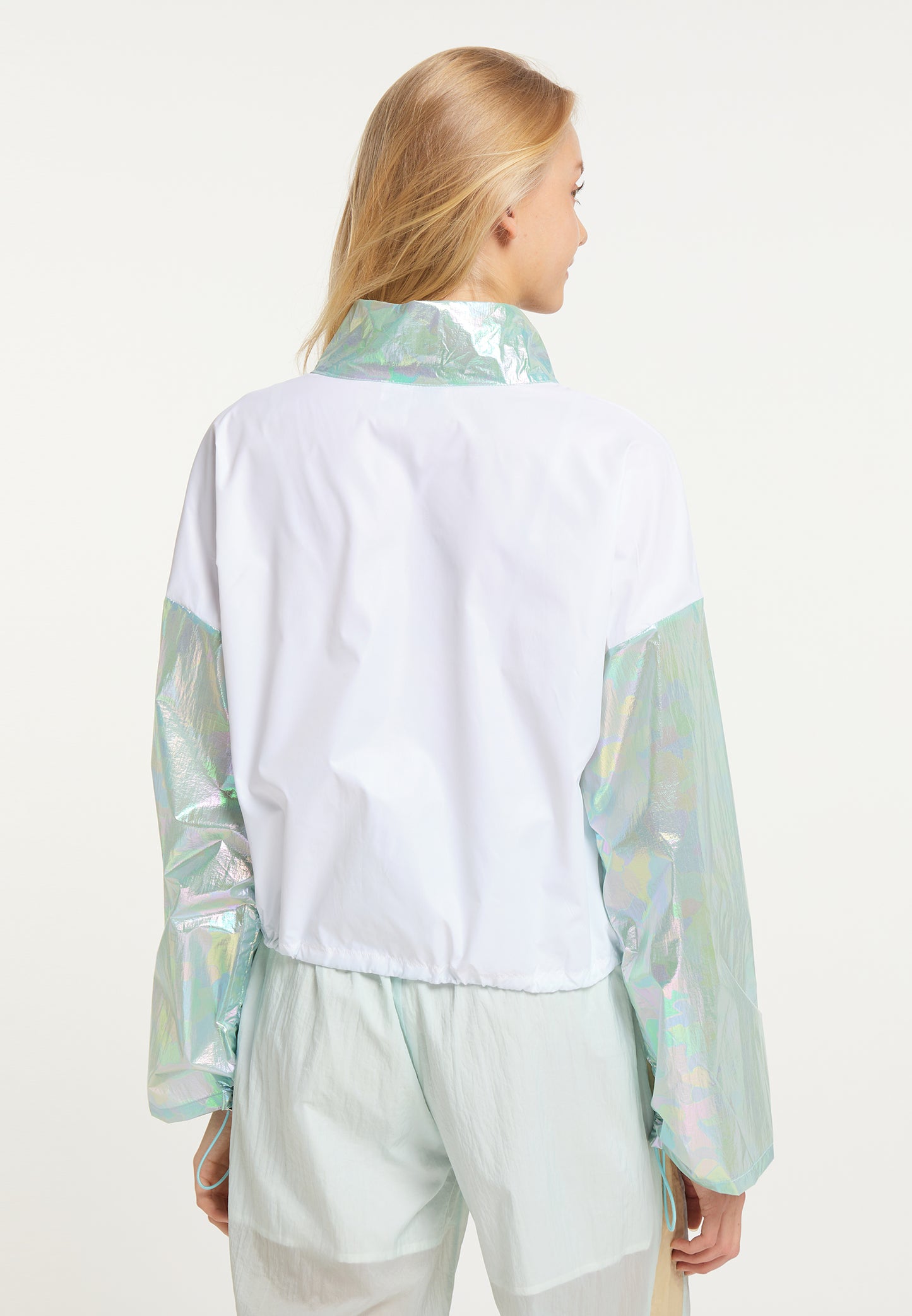 myMo ATHLSR women's windbreakers