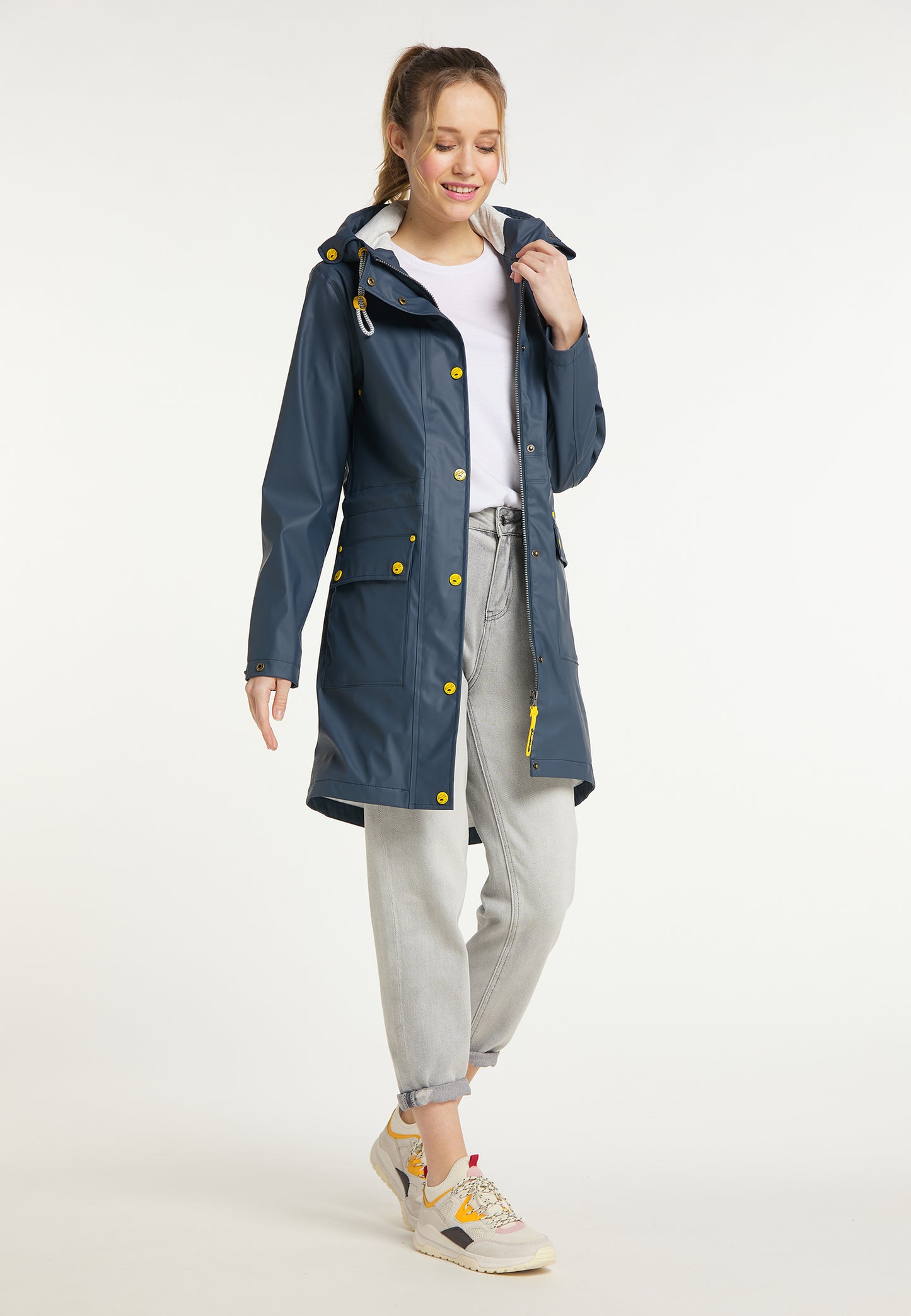 Schmuddelwedda women's rain coat