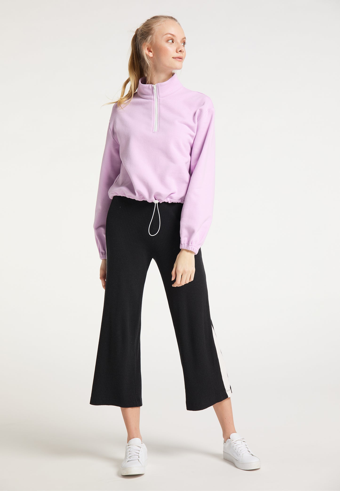 myMo ATHLSR women's sweat sweater