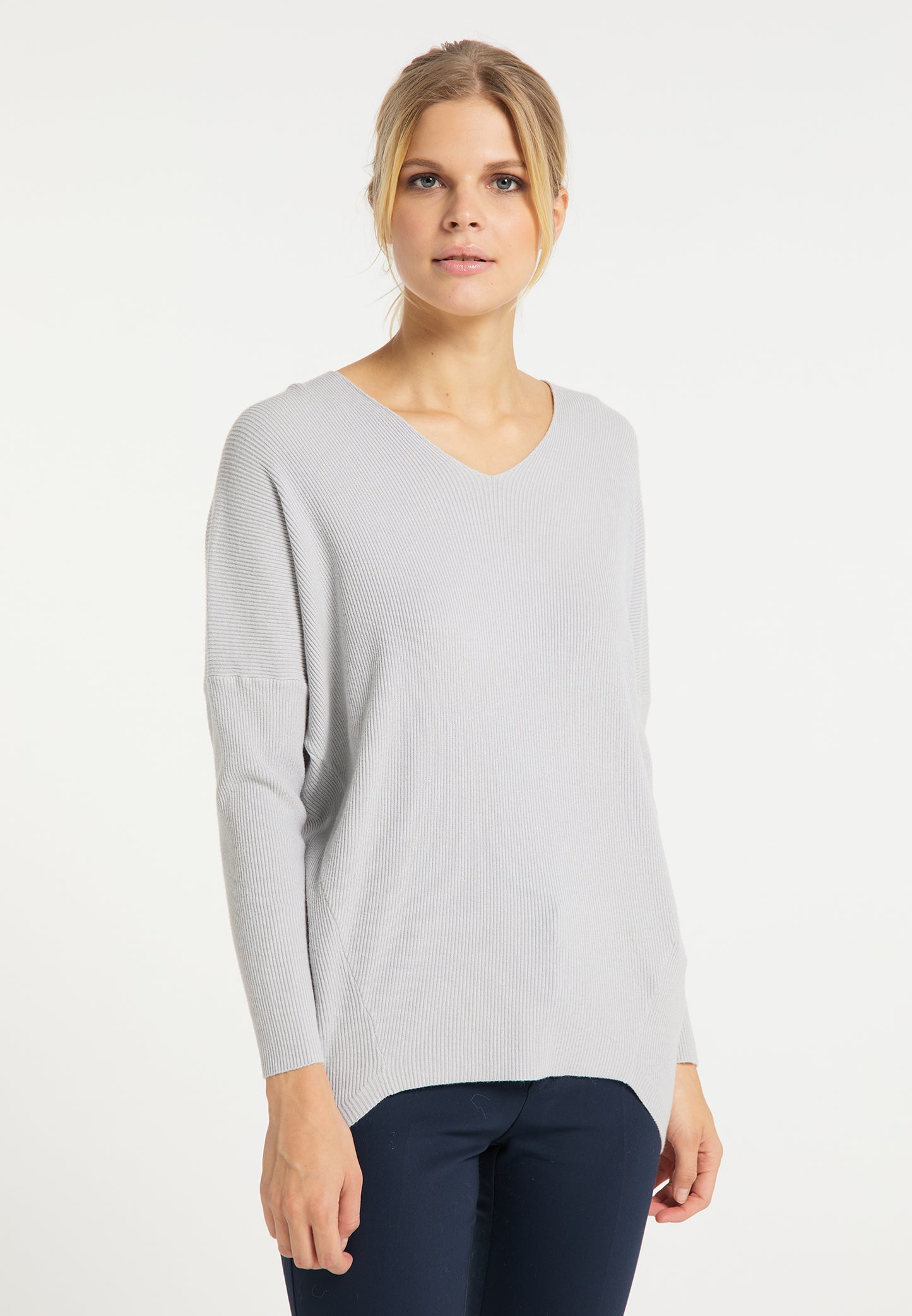 usha WHITE LABEL women's knitted sweater