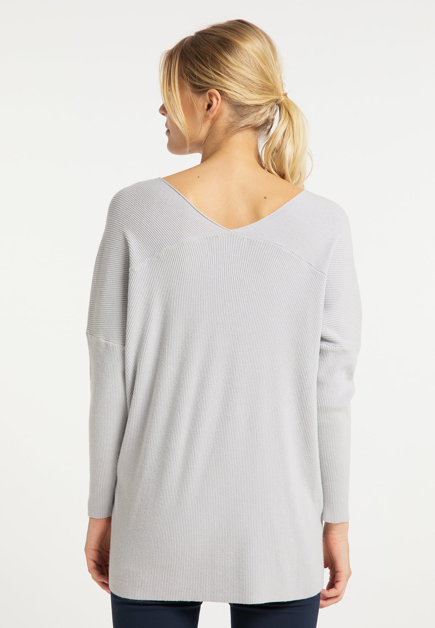 usha WHITE LABEL women's knitted sweater