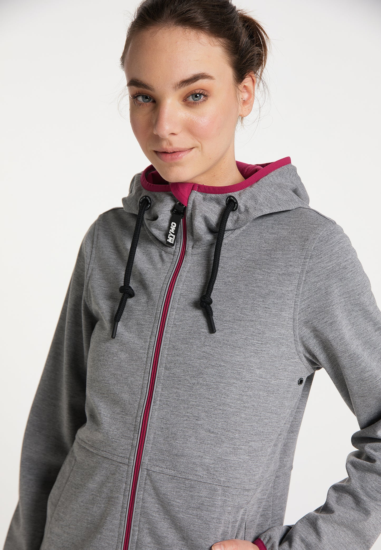 myMo ATHLSR women's functional jacket