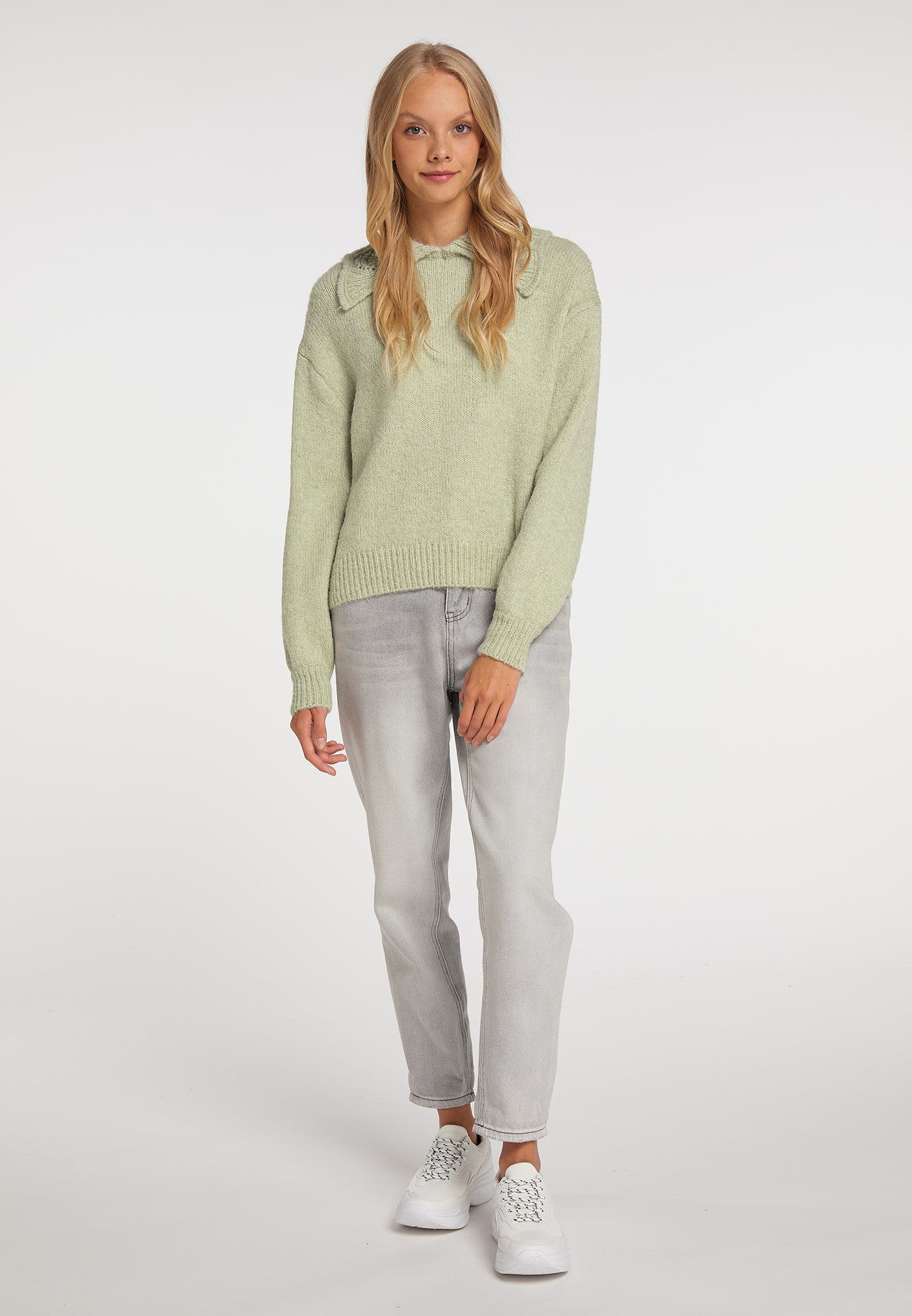 myMo women's knitted sweater