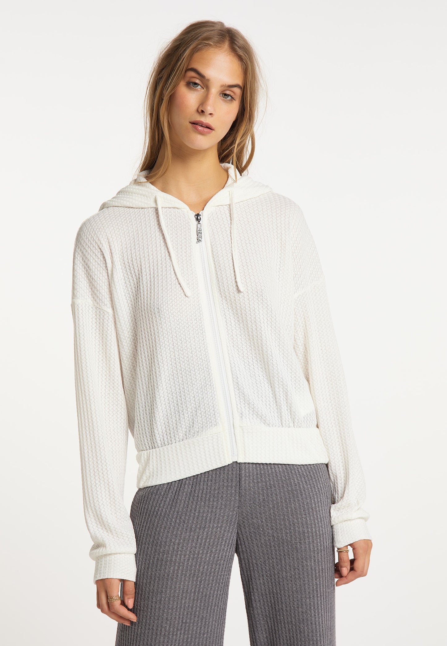 IZIA women's hooded sweatshirt