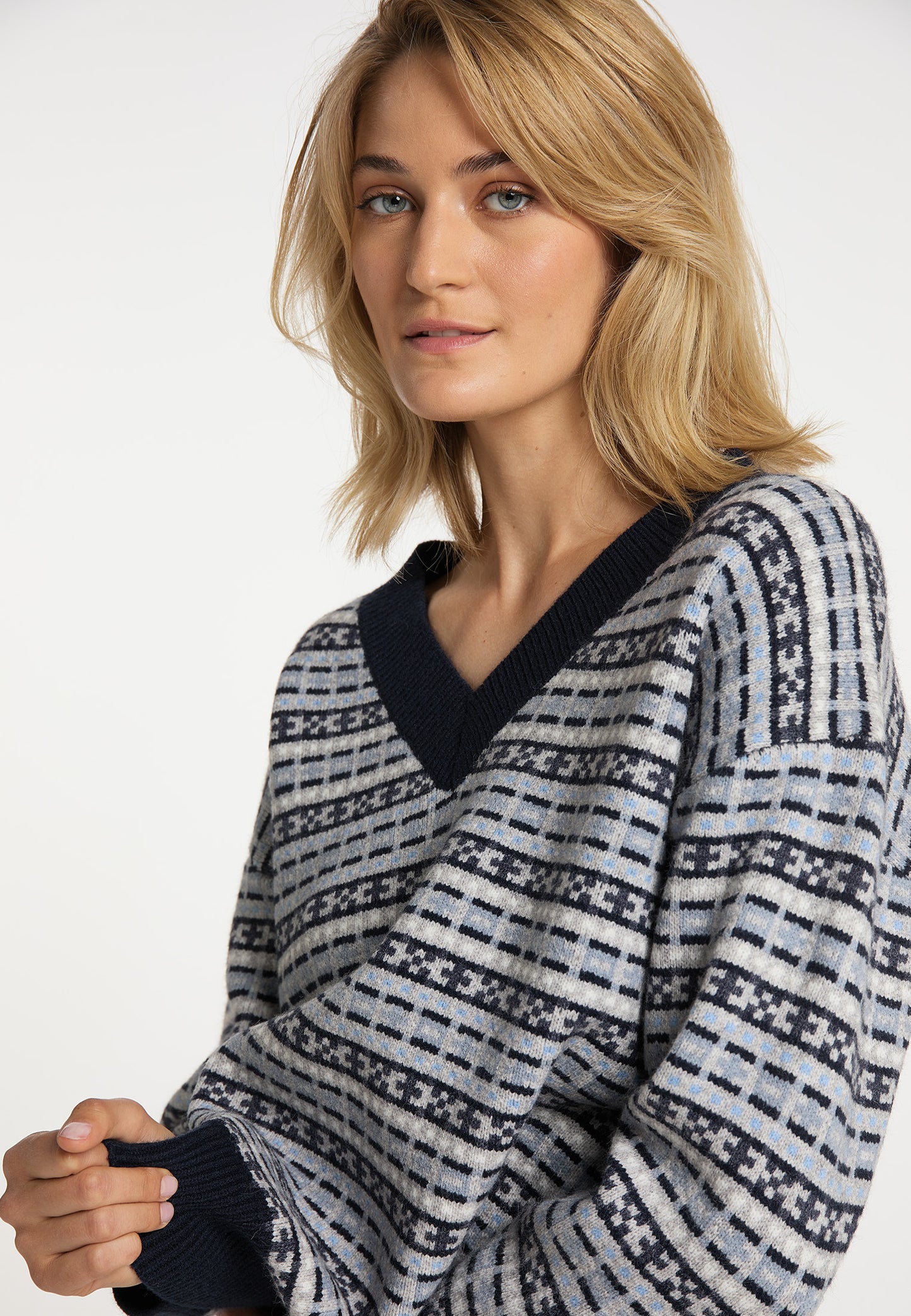 usha BLUE LABEL women's sweater
