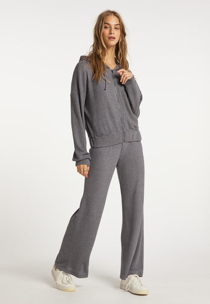 IZIA women's hooded sweatshirt