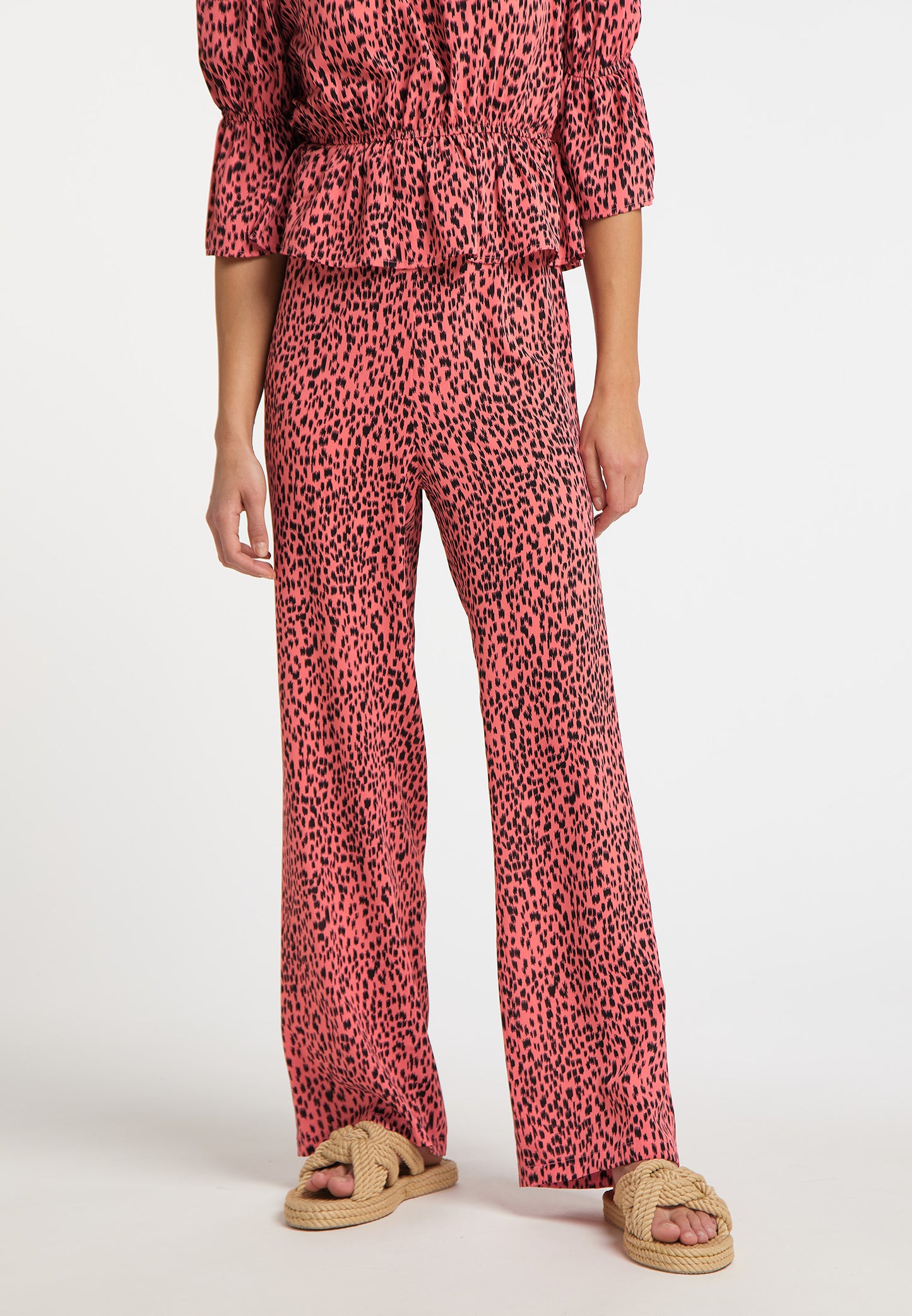 IZIA women's pants