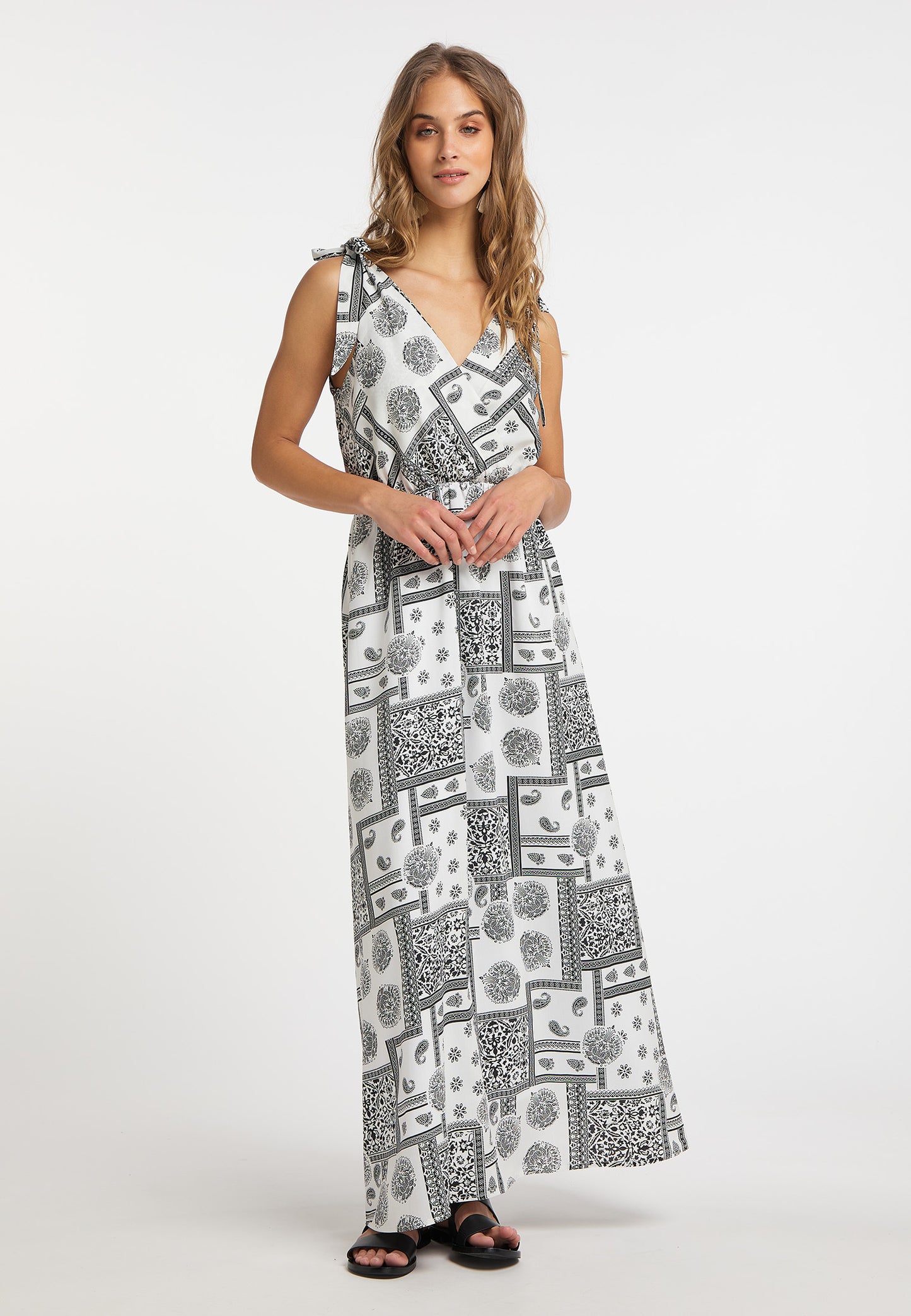 IZIA women's maxi dress