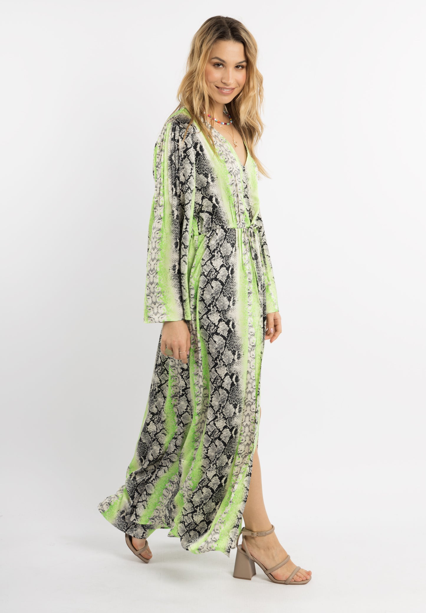 IZIA women's beach kaftan
