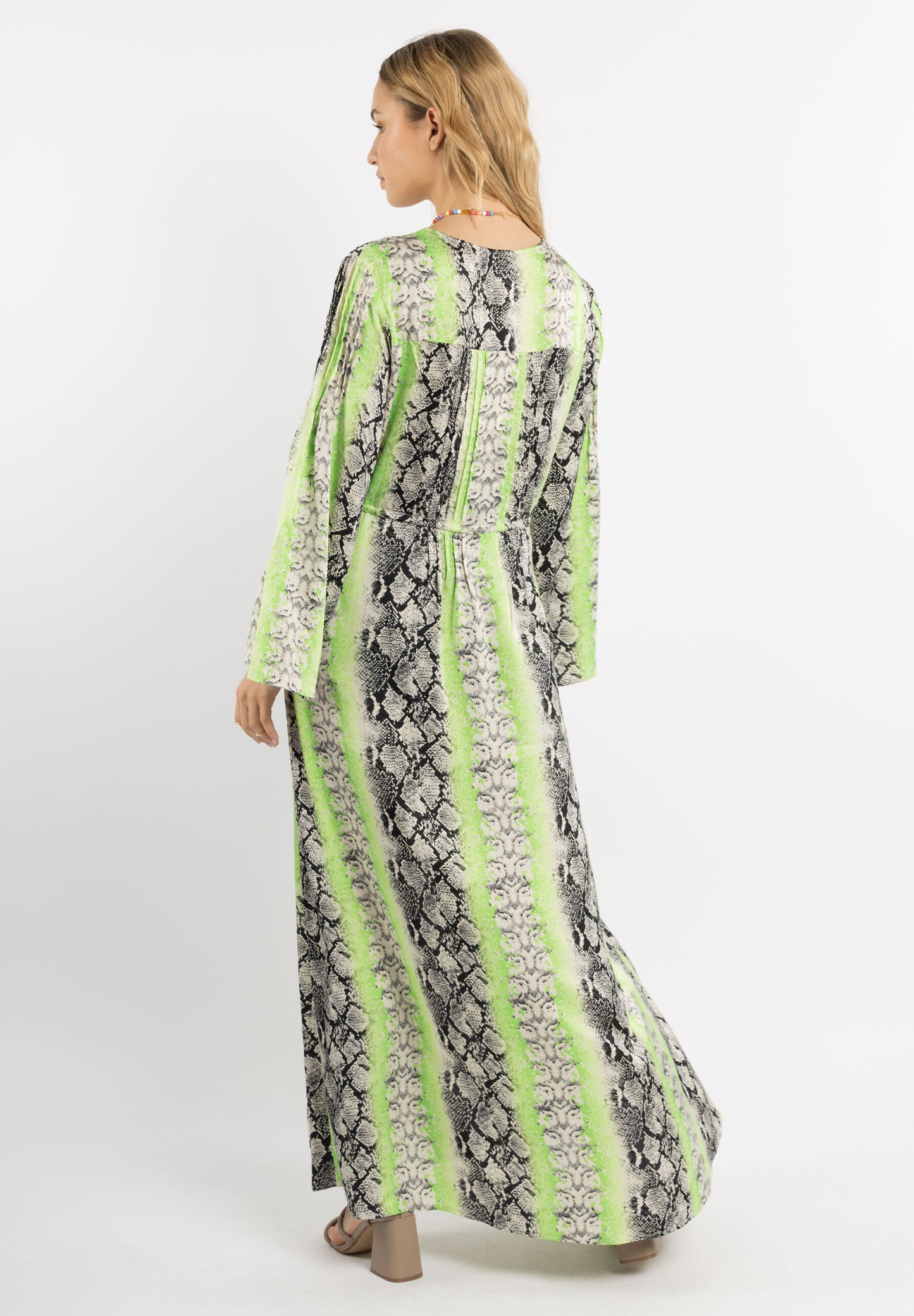 IZIA women's beach kaftan