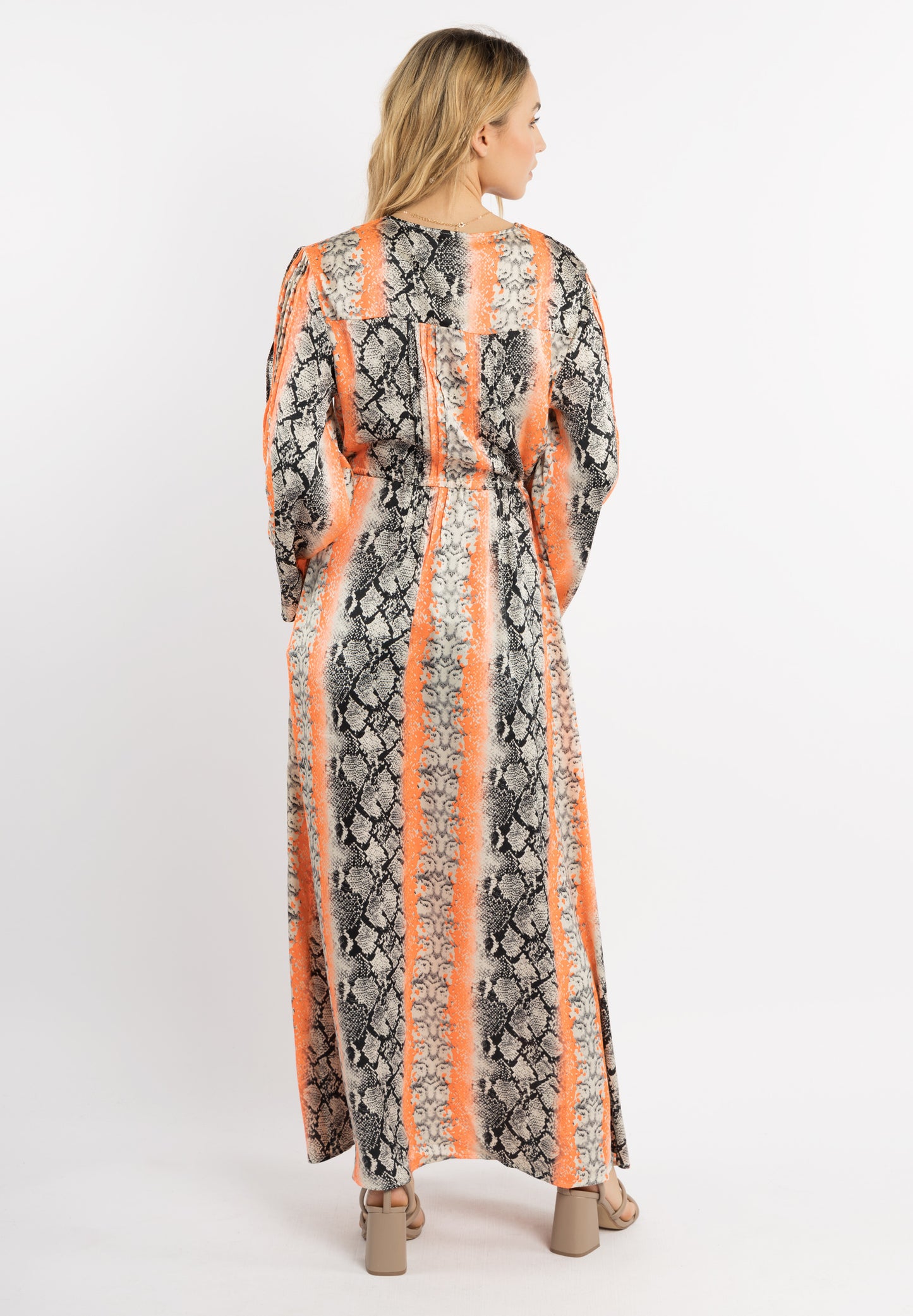 IZIA women's beach kaftan