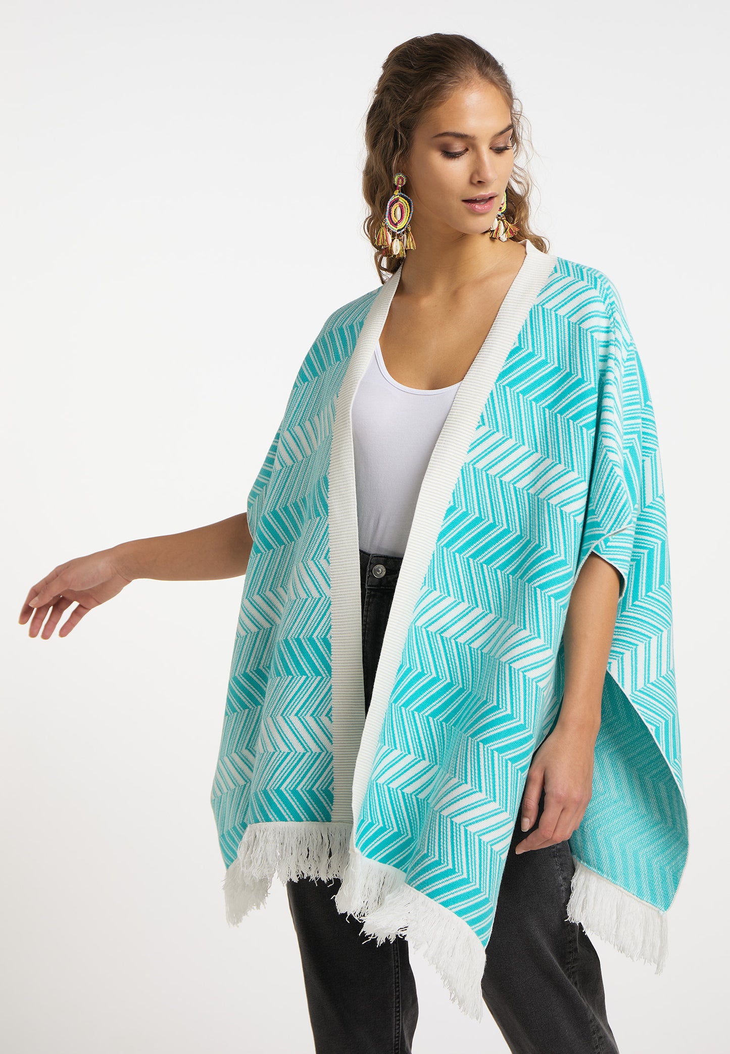 IZIA women's knit poncho