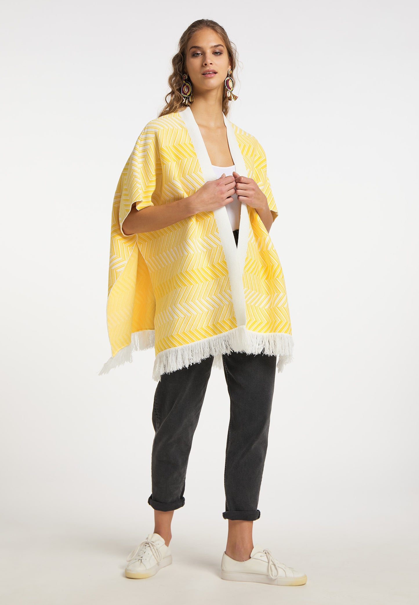 IZIA women's knit poncho