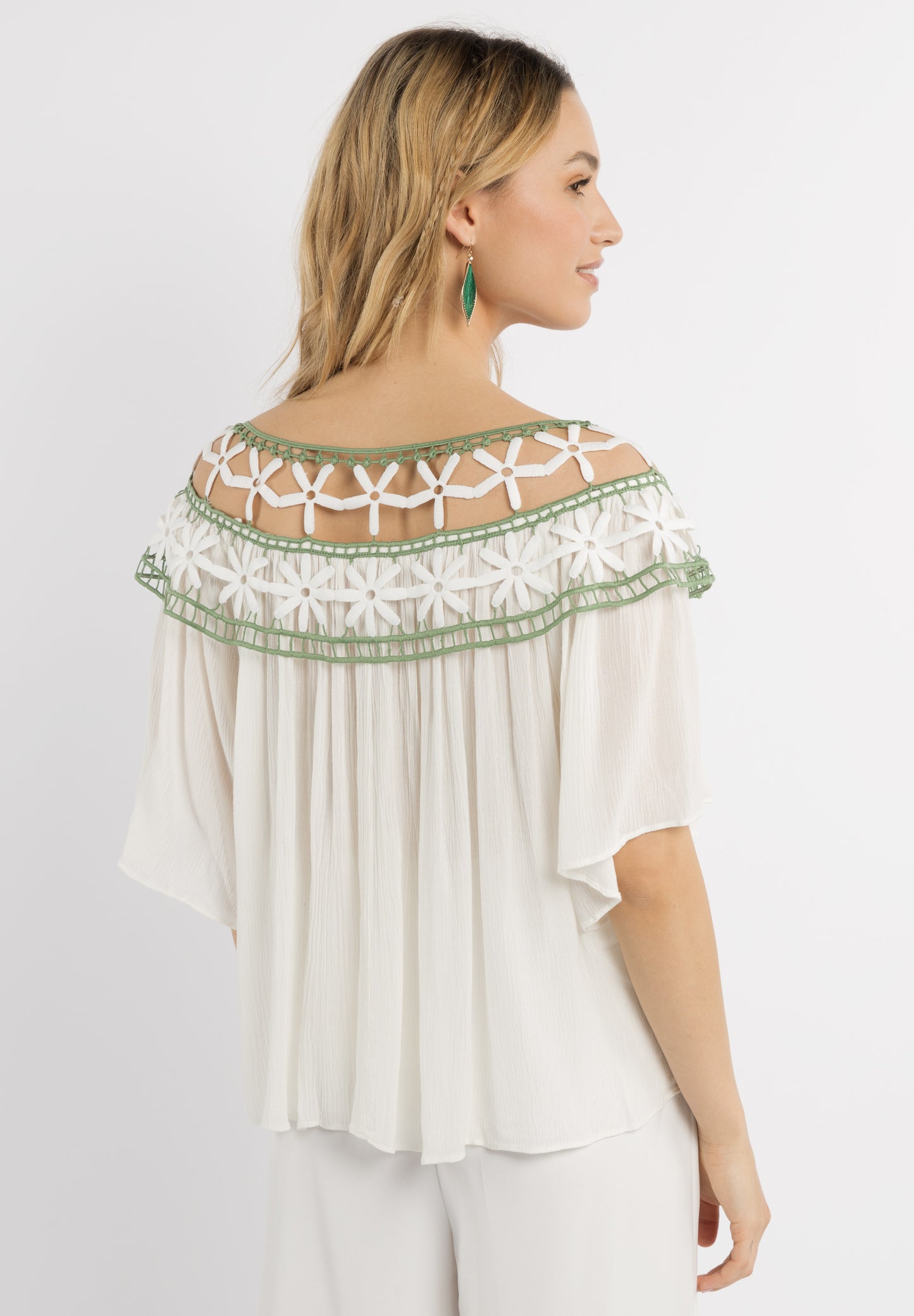 IZIA women's shirt with floral lace