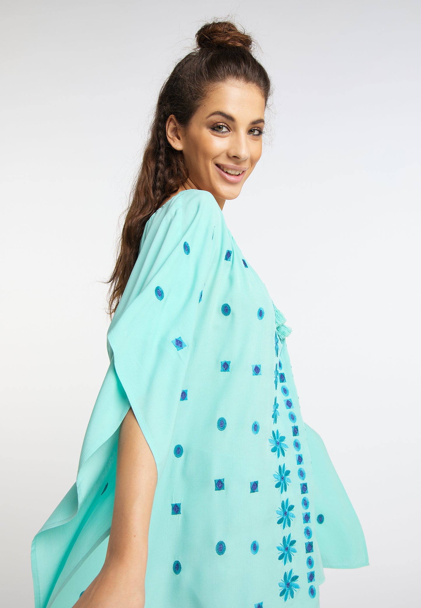 usha FESTIVAL women's poncho