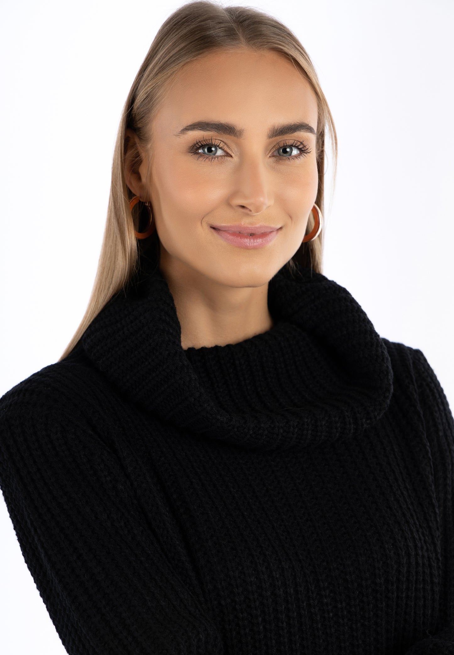 RISA damski sweter z golfem