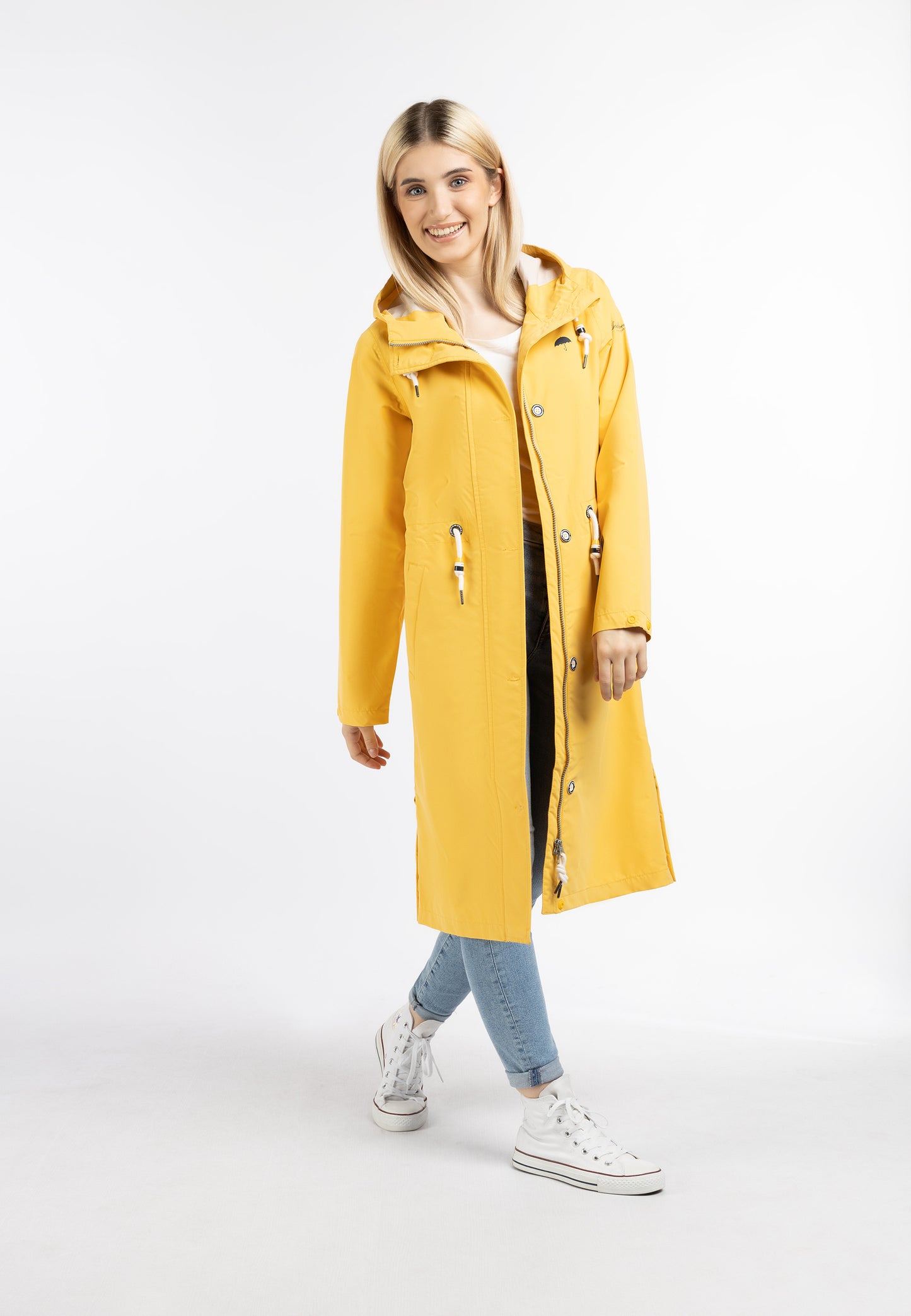 Schmuddelwedda women's rain coat recycled material