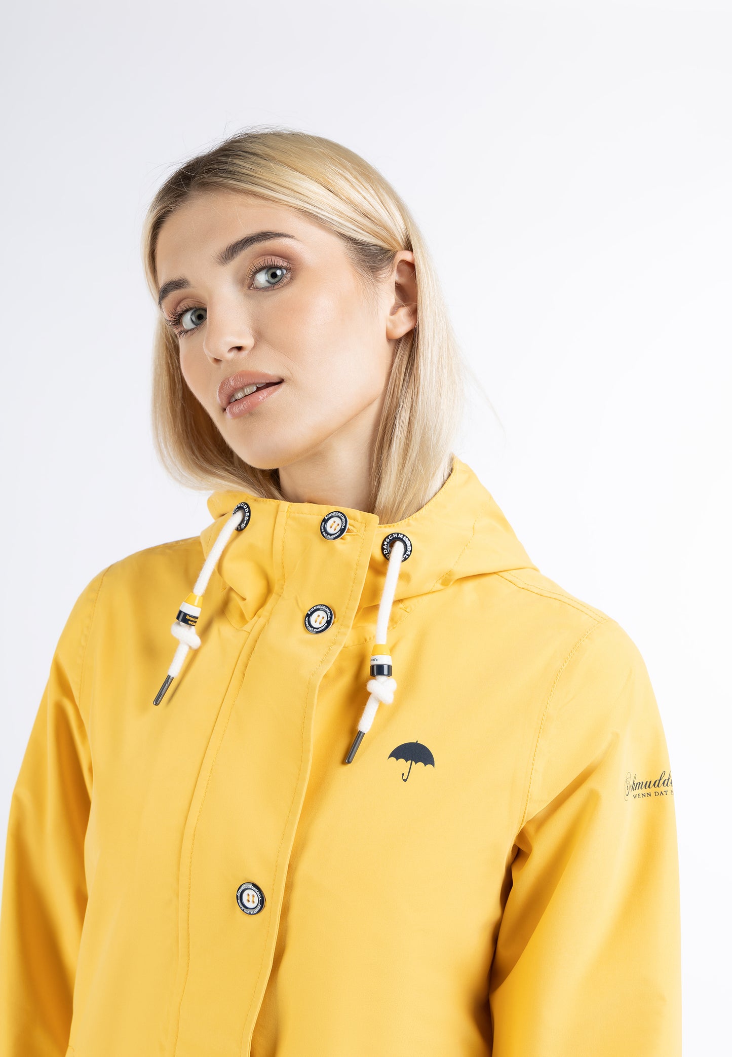 Schmuddelwedda women's rain coat recycled material