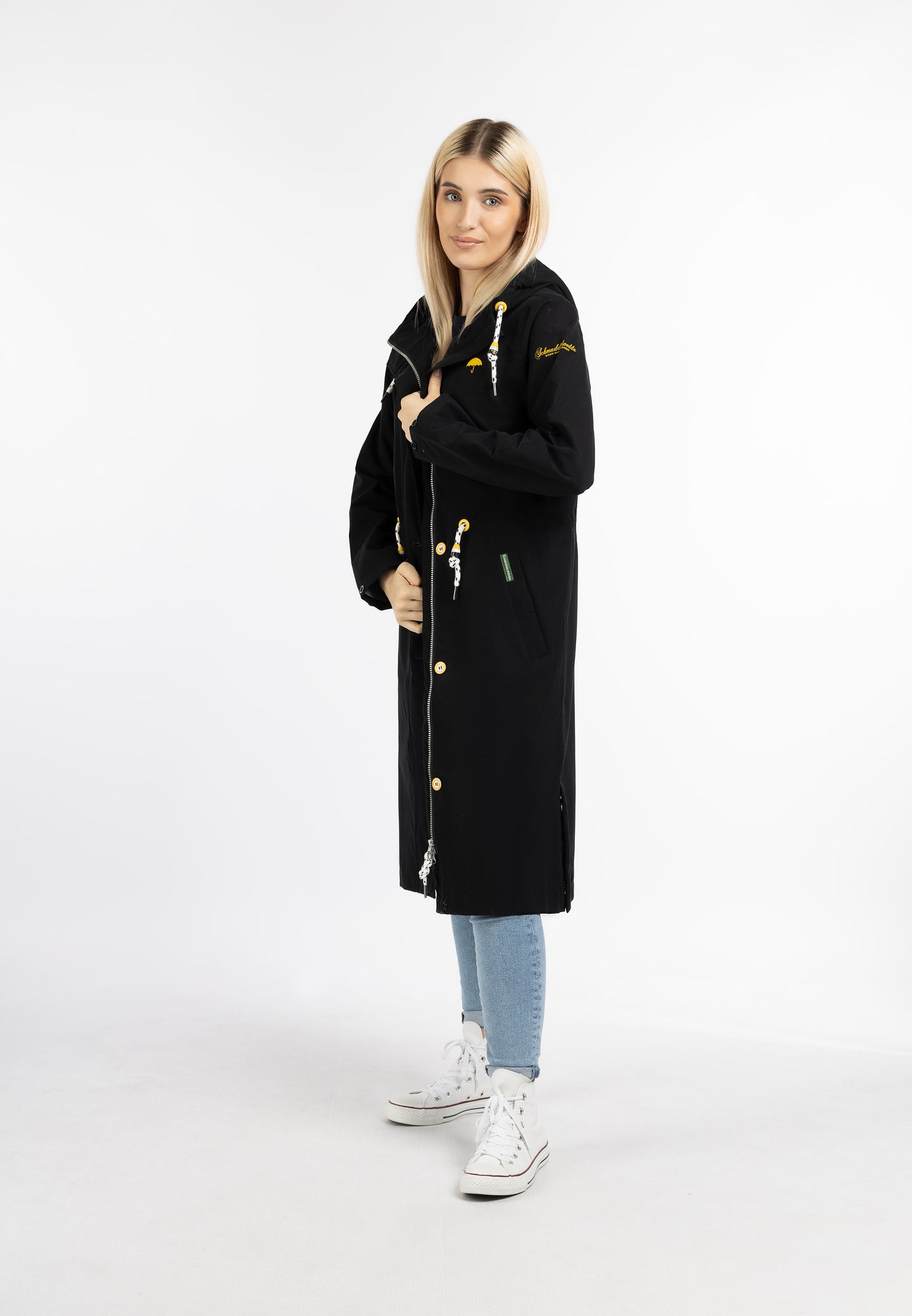 Schmuddelwedda women's rain coat recycled material