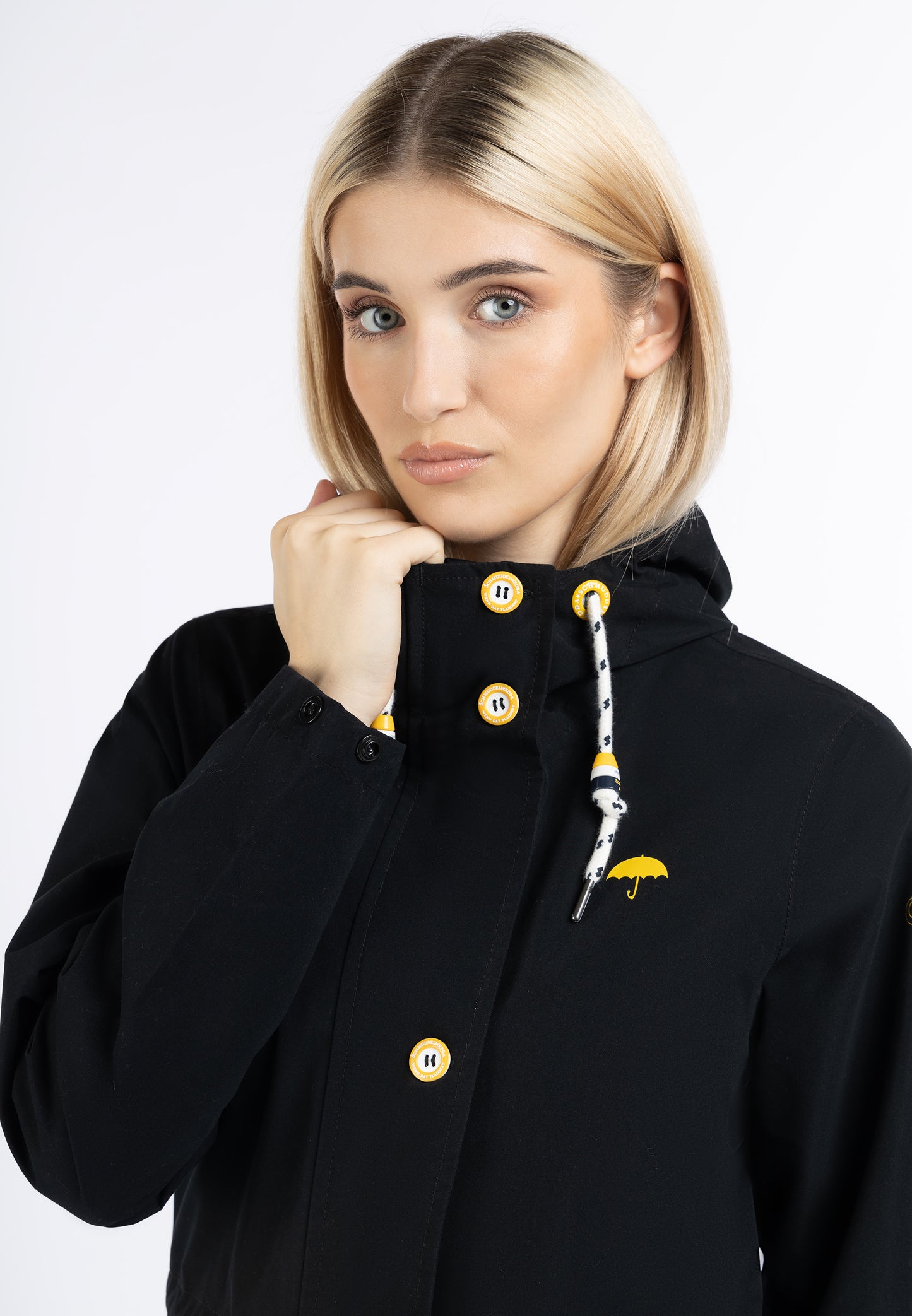 Schmuddelwedda women's rain coat recycled material