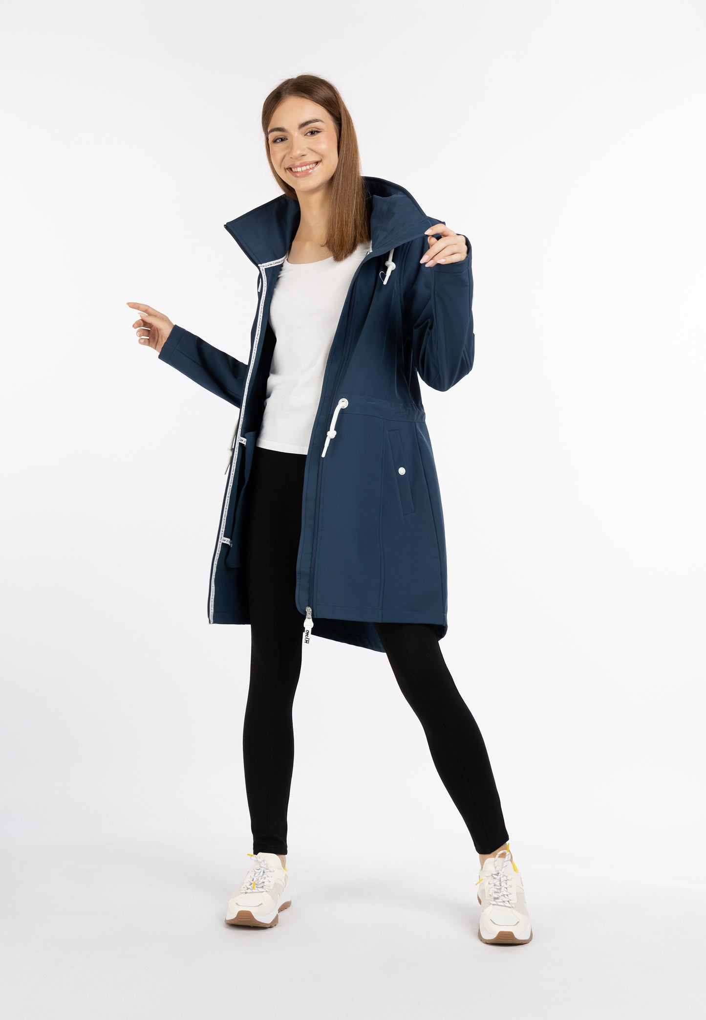 myMo ATHLSR women's softshell coat
