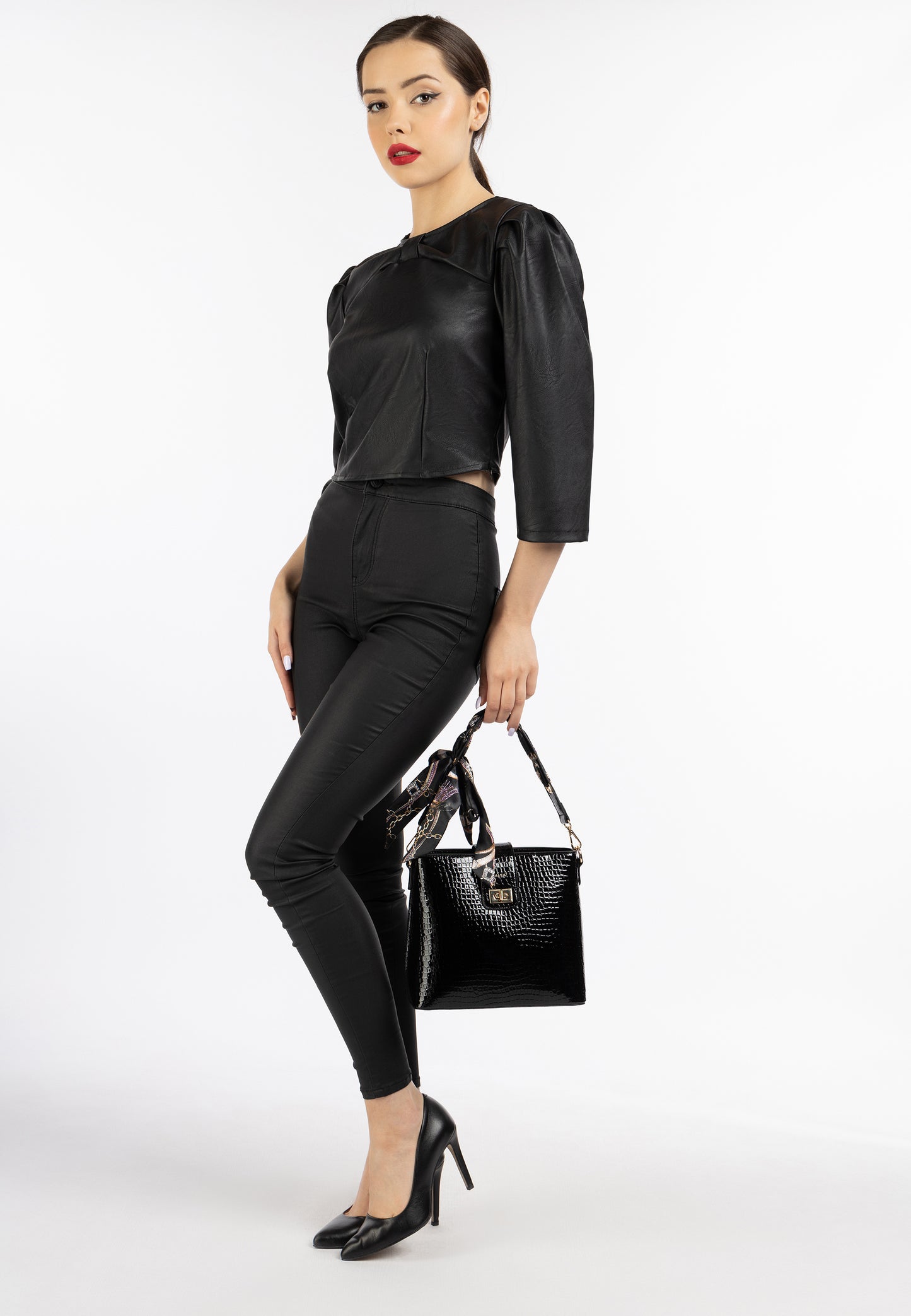 faina women's handbag