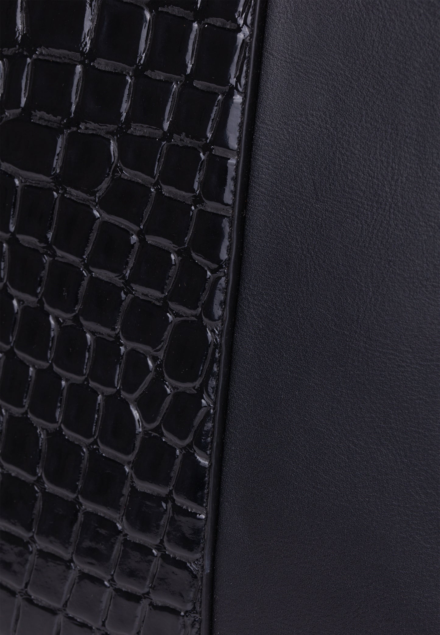 faina women's handle bag with reptile embossing
