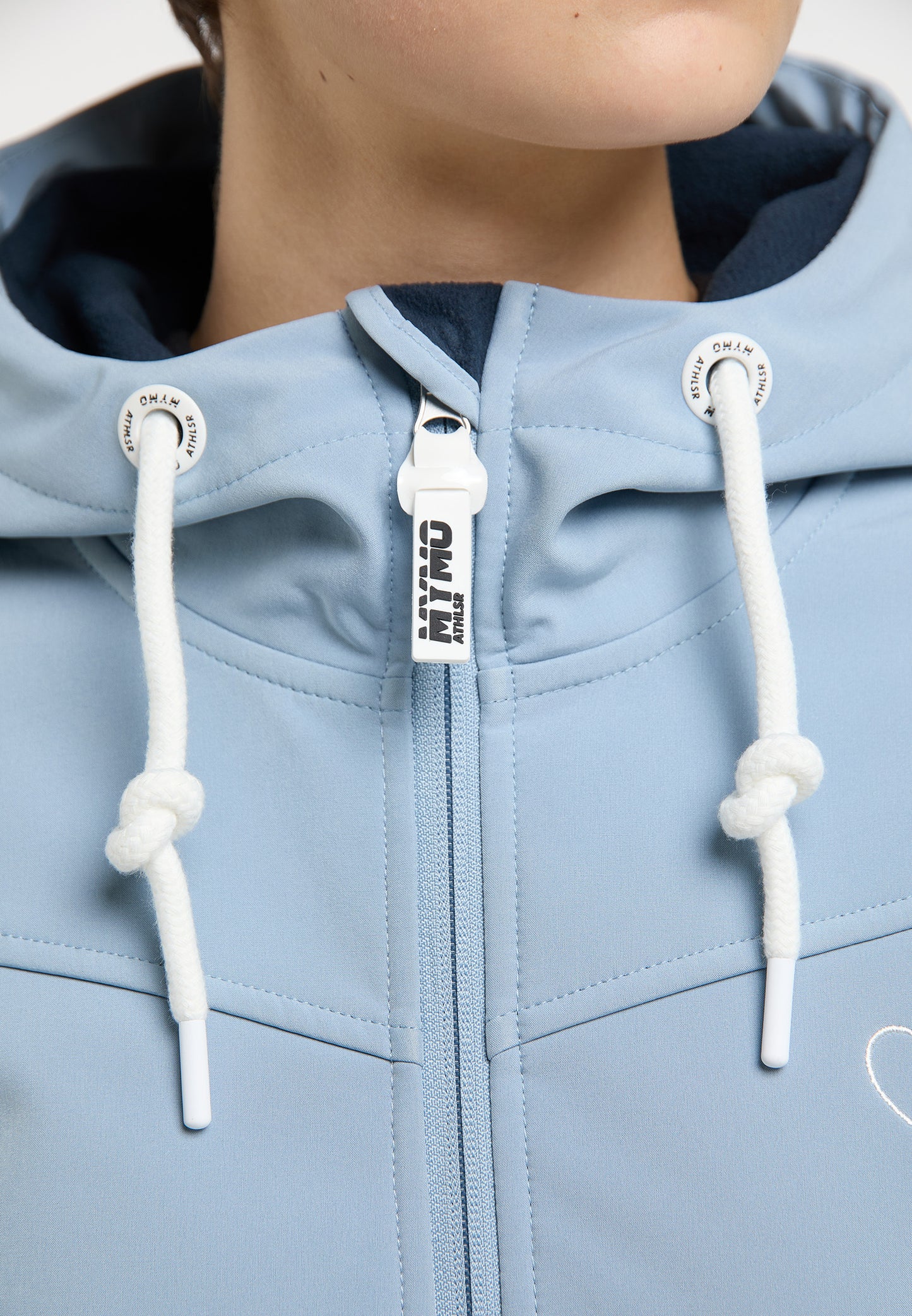 myMo ATHLSR women's softshell jacket