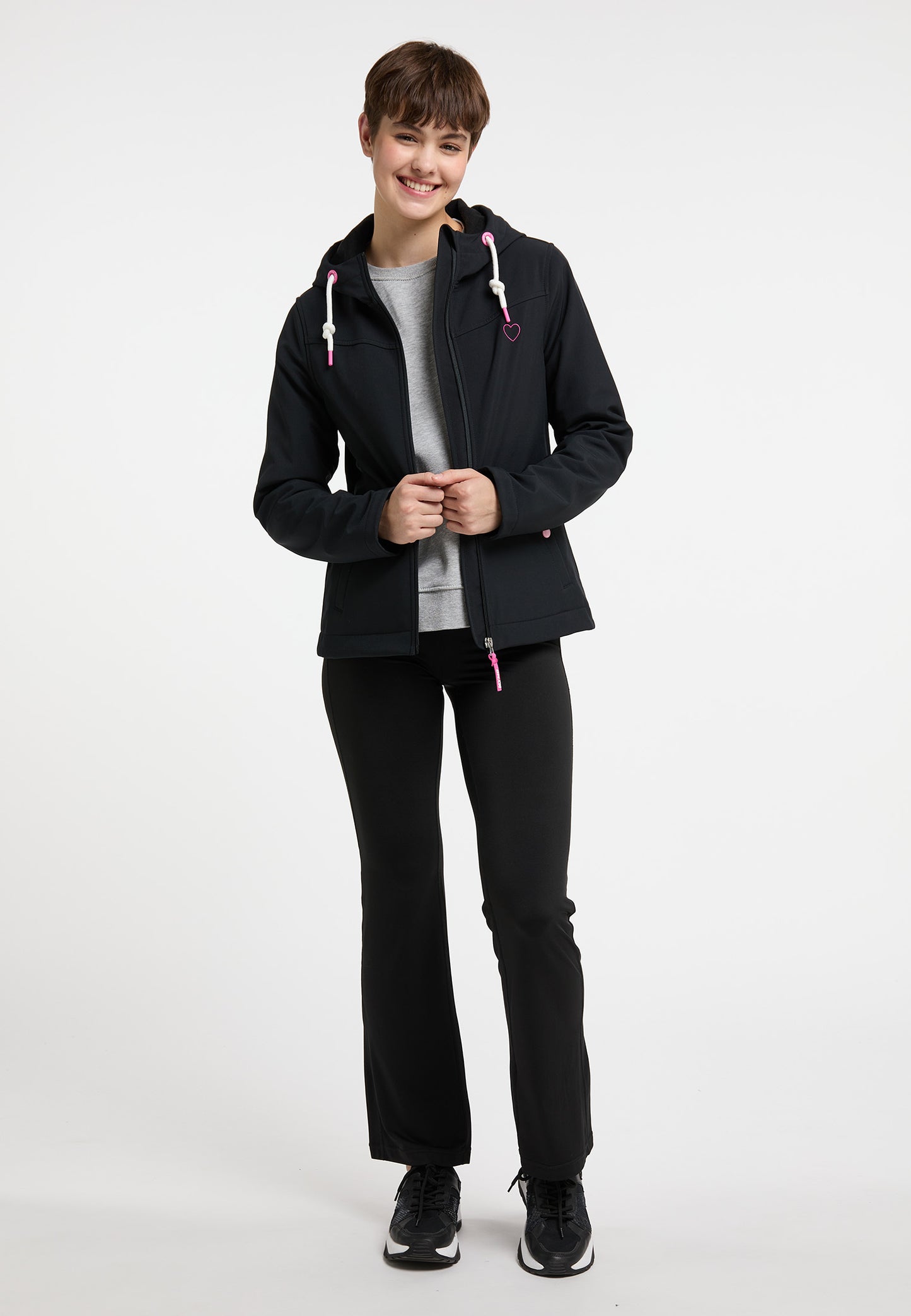 myMo ATHLSR women's softshell jacket