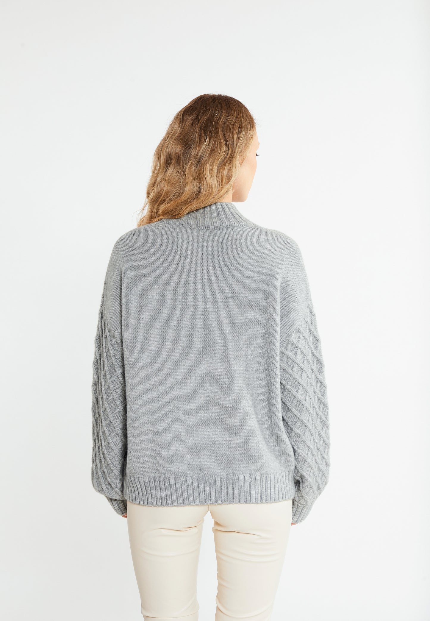 RISA women's knitted sweater