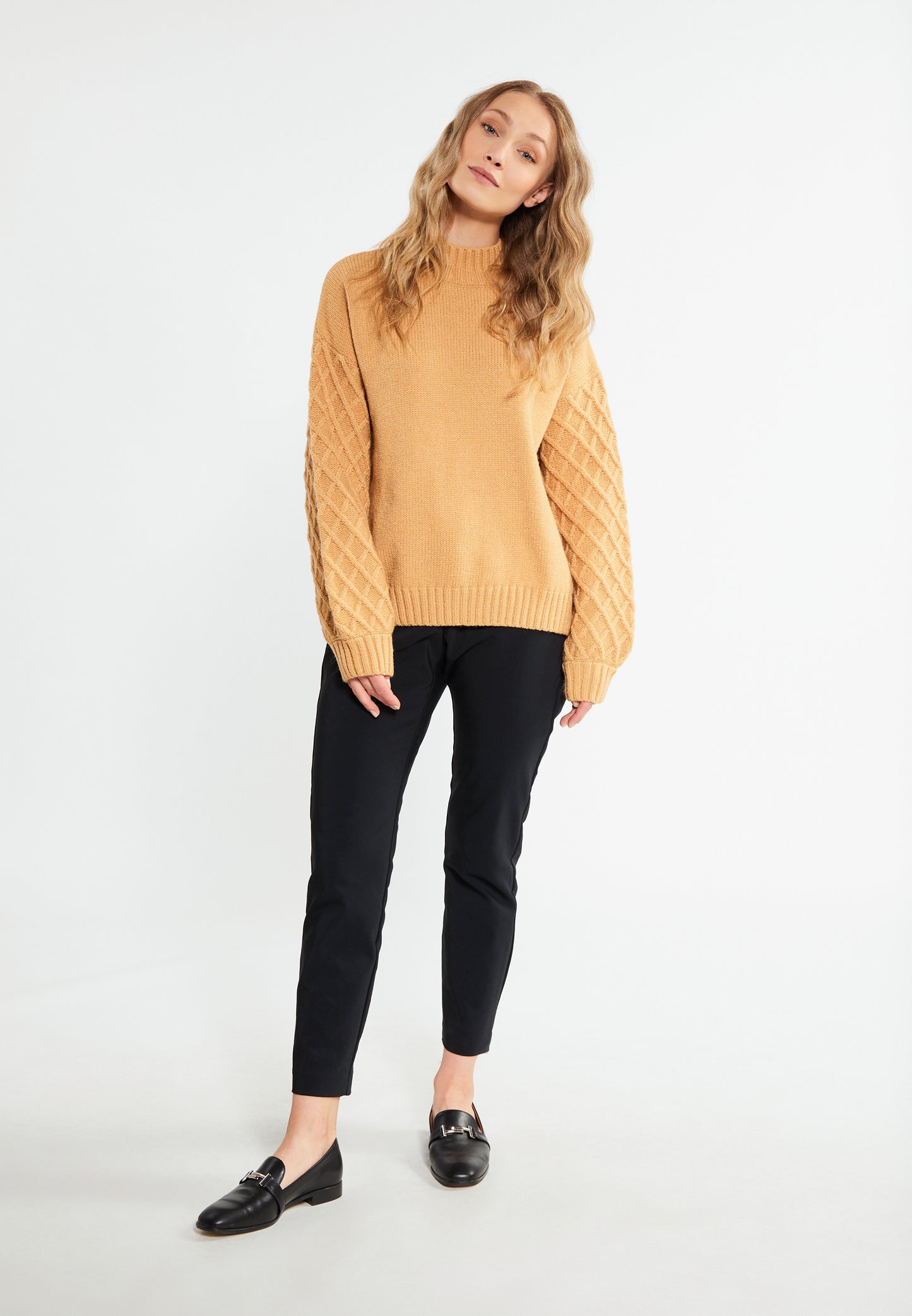 RISA women's knitted sweater