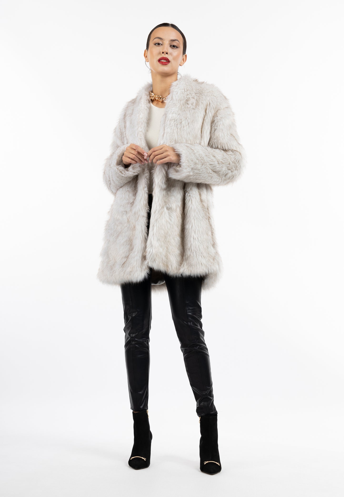 faina women's faux fur coat