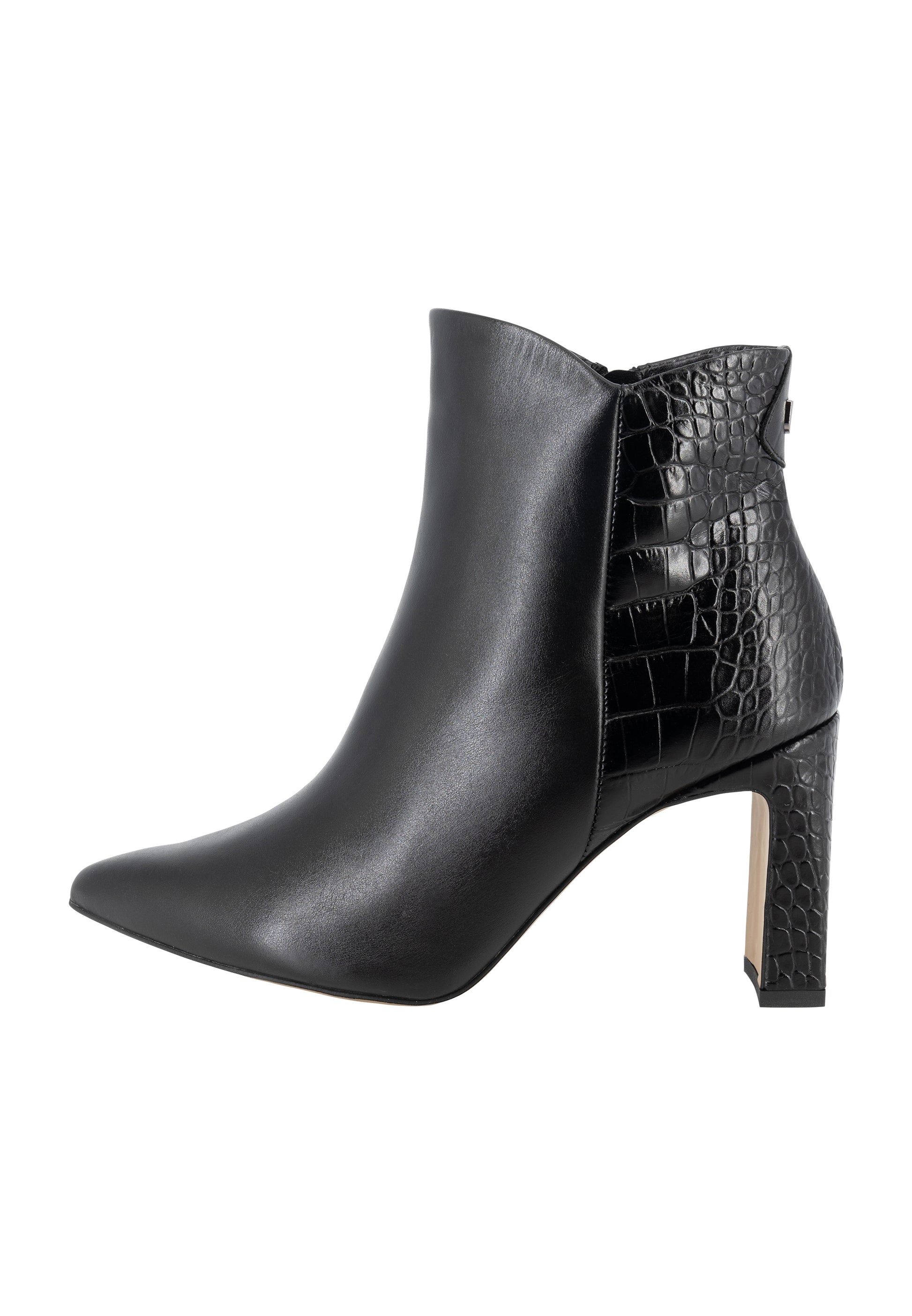 faina women's ankle boot