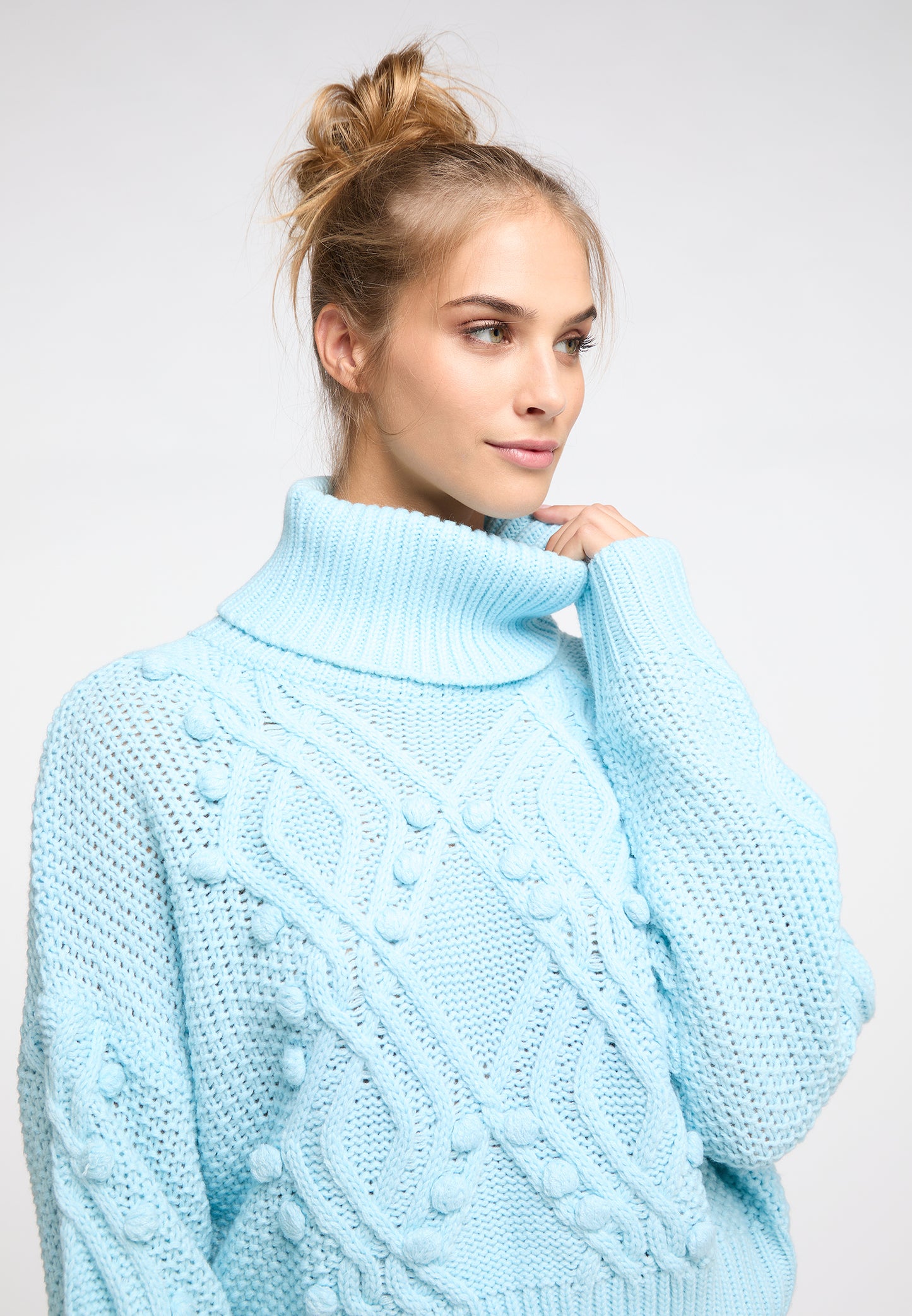 IZIA damski sweter z golfem