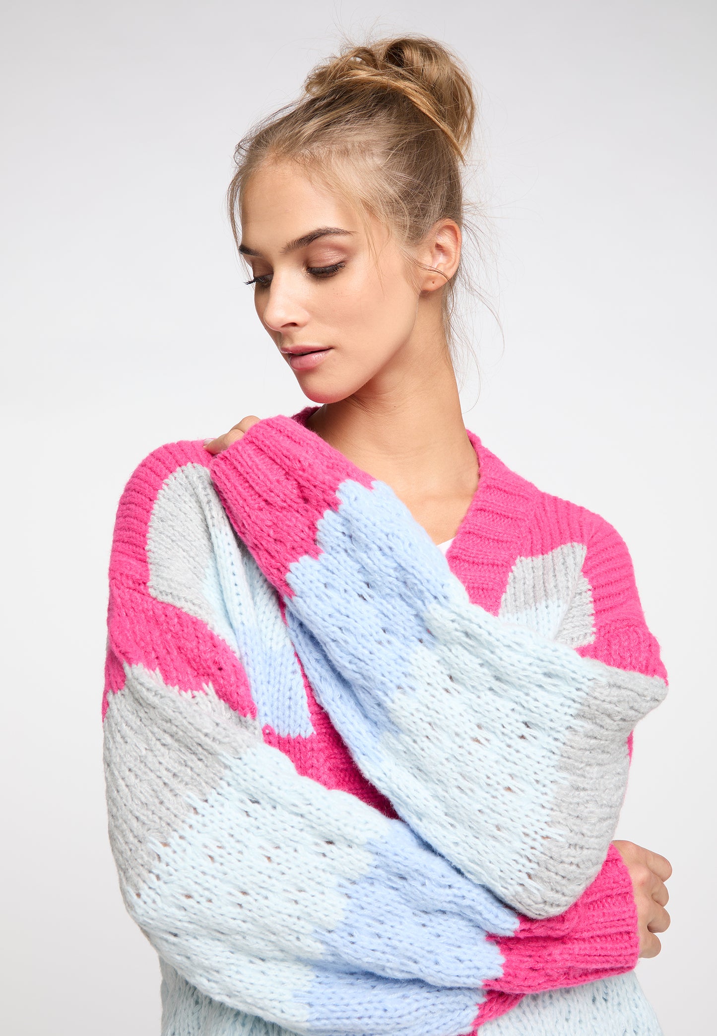 IZIA women's open cardigan
