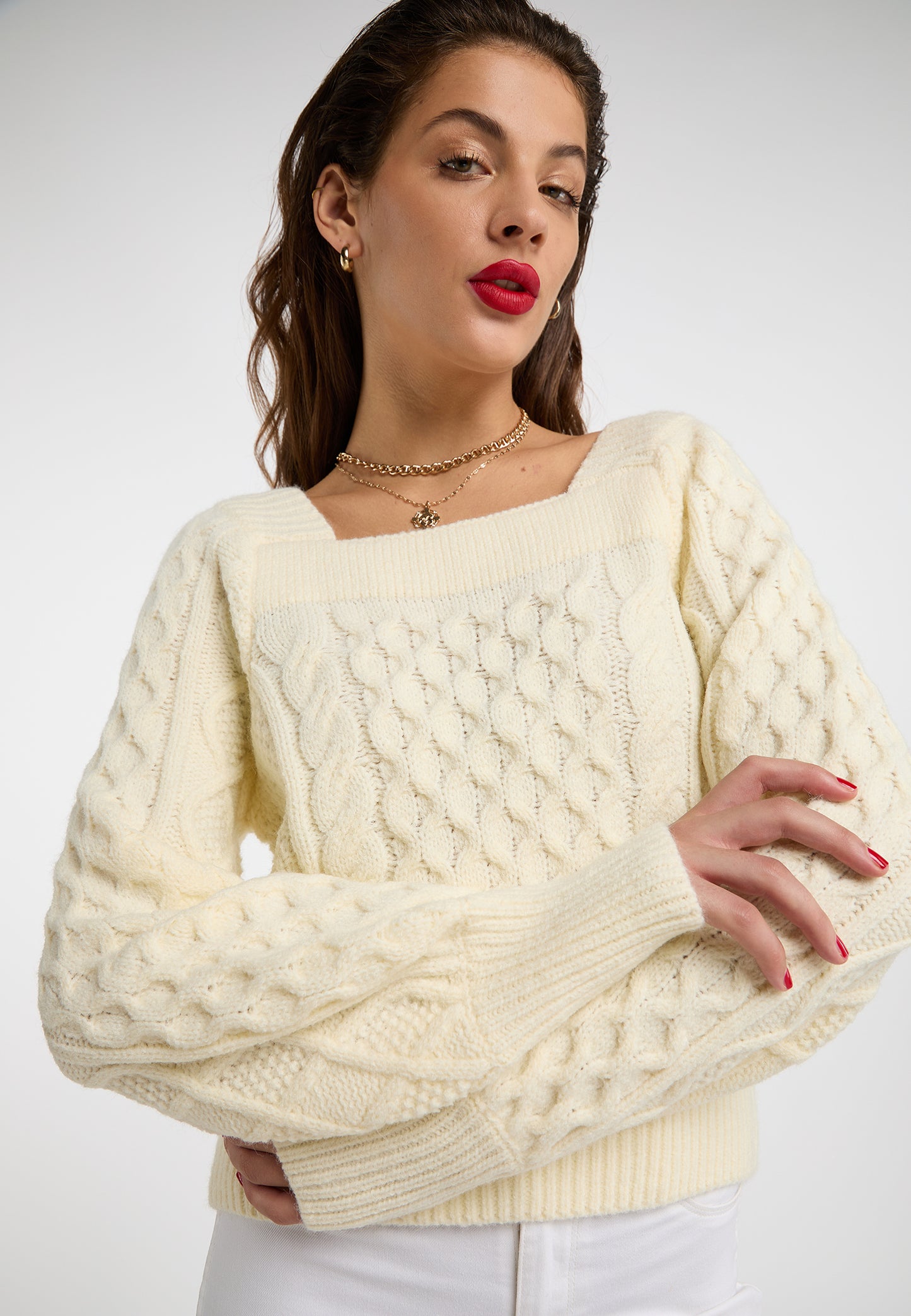 faina women's knitted sweater