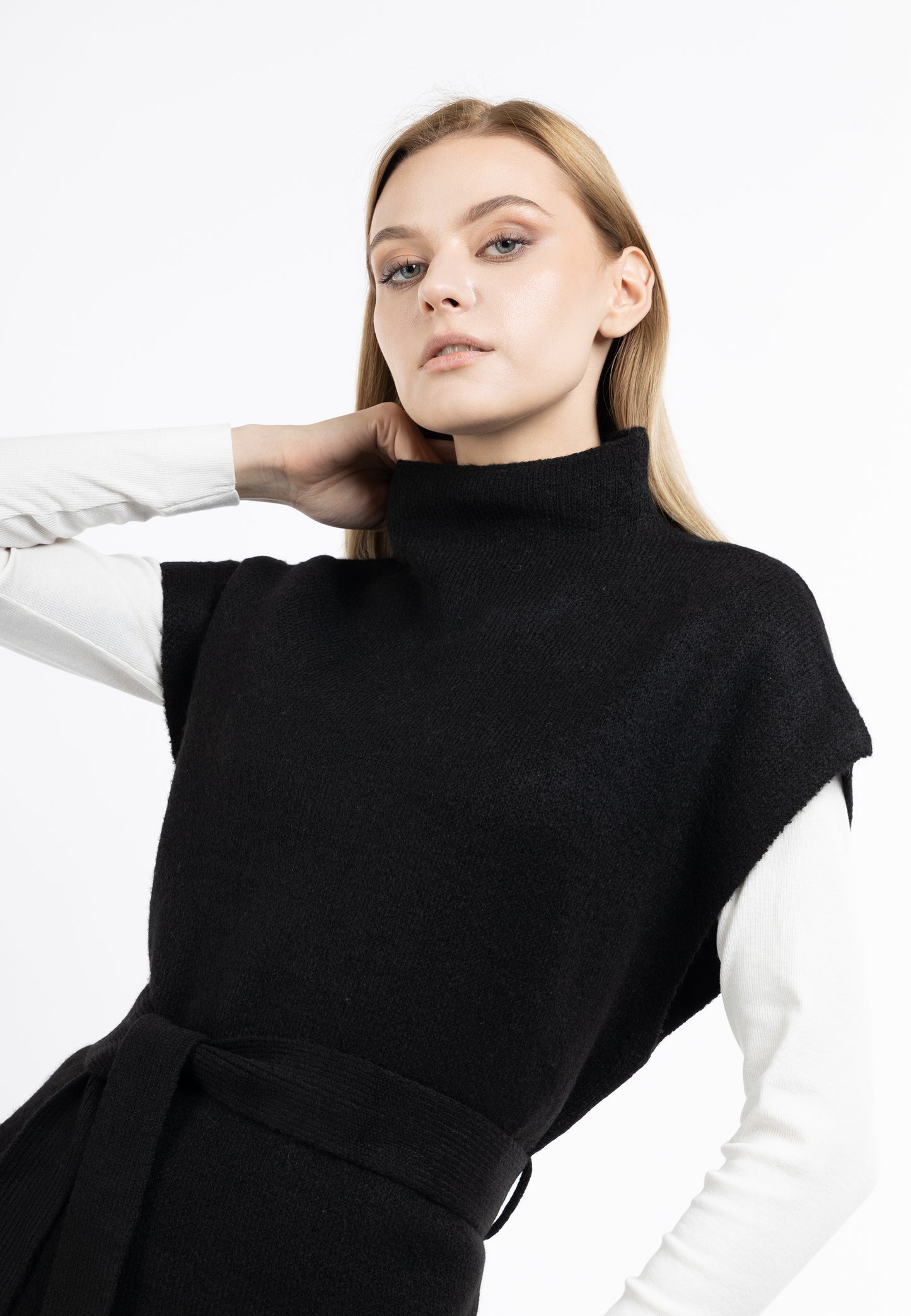 DreiMaster Klassik women's knit poncho