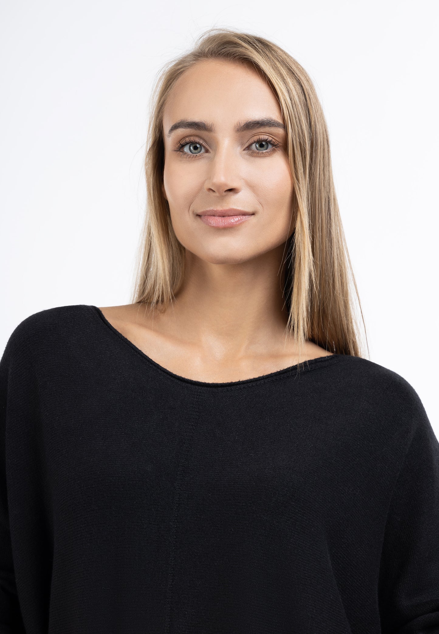 RISA women's sweater