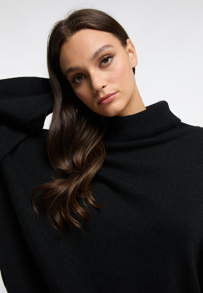 RISA women's knit turtleneck sweater