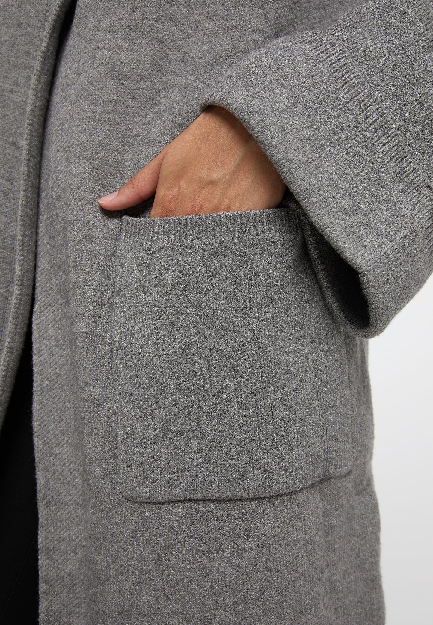 RISA women's open knit cardigan
