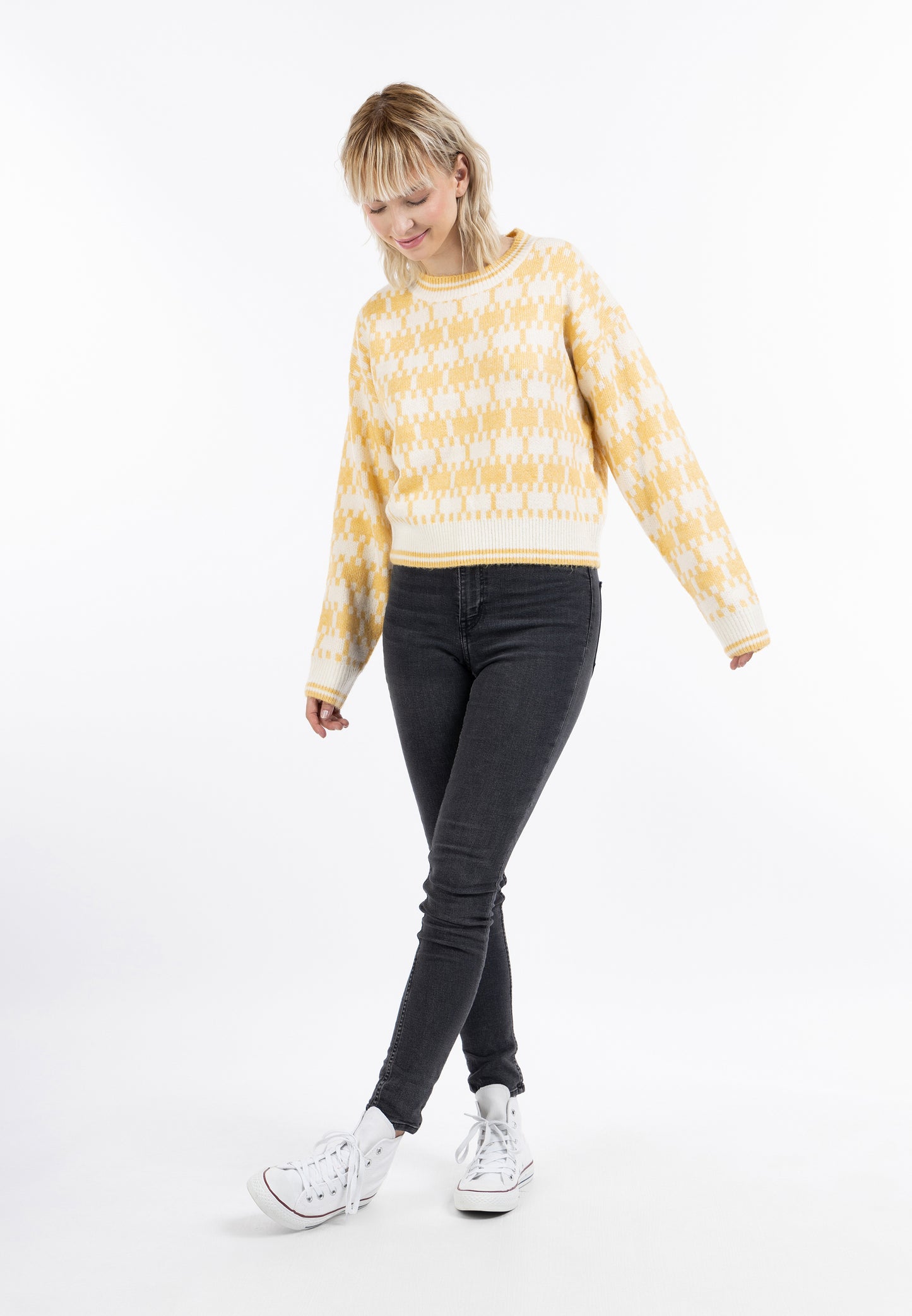 myMo women's knitted sweater