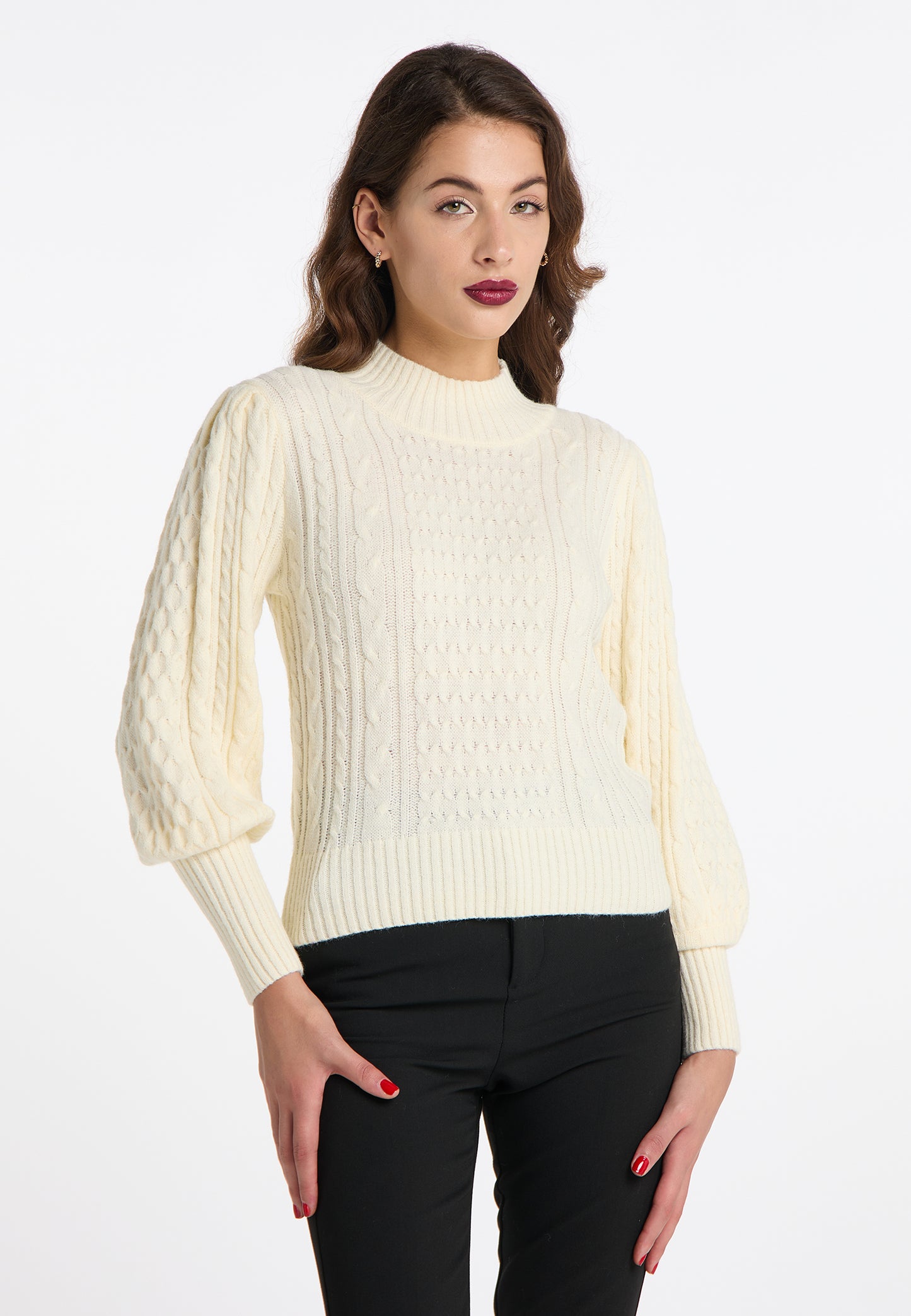 faina women's knitted sweater