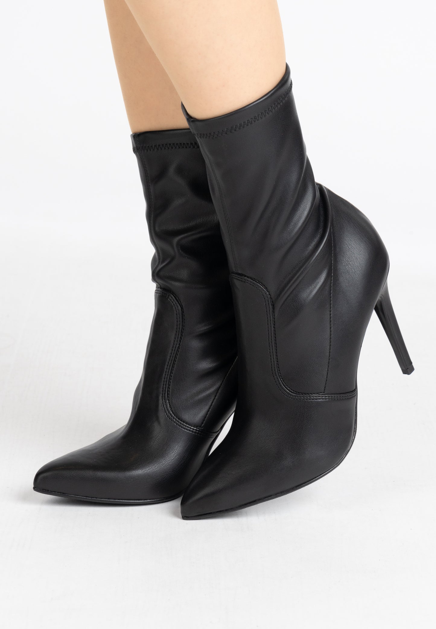 faina women's leather ankle boots