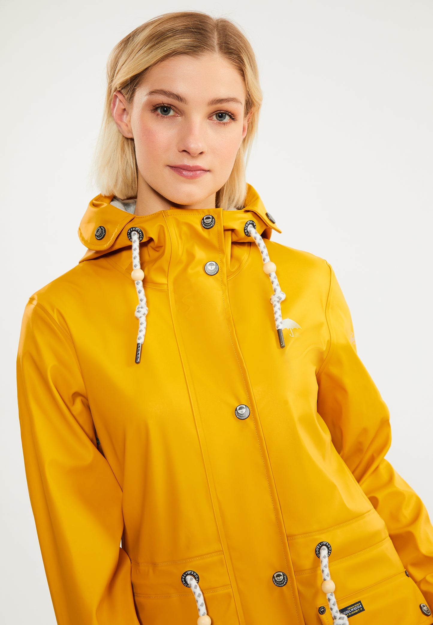 Schmuddelwedda women's rain coat