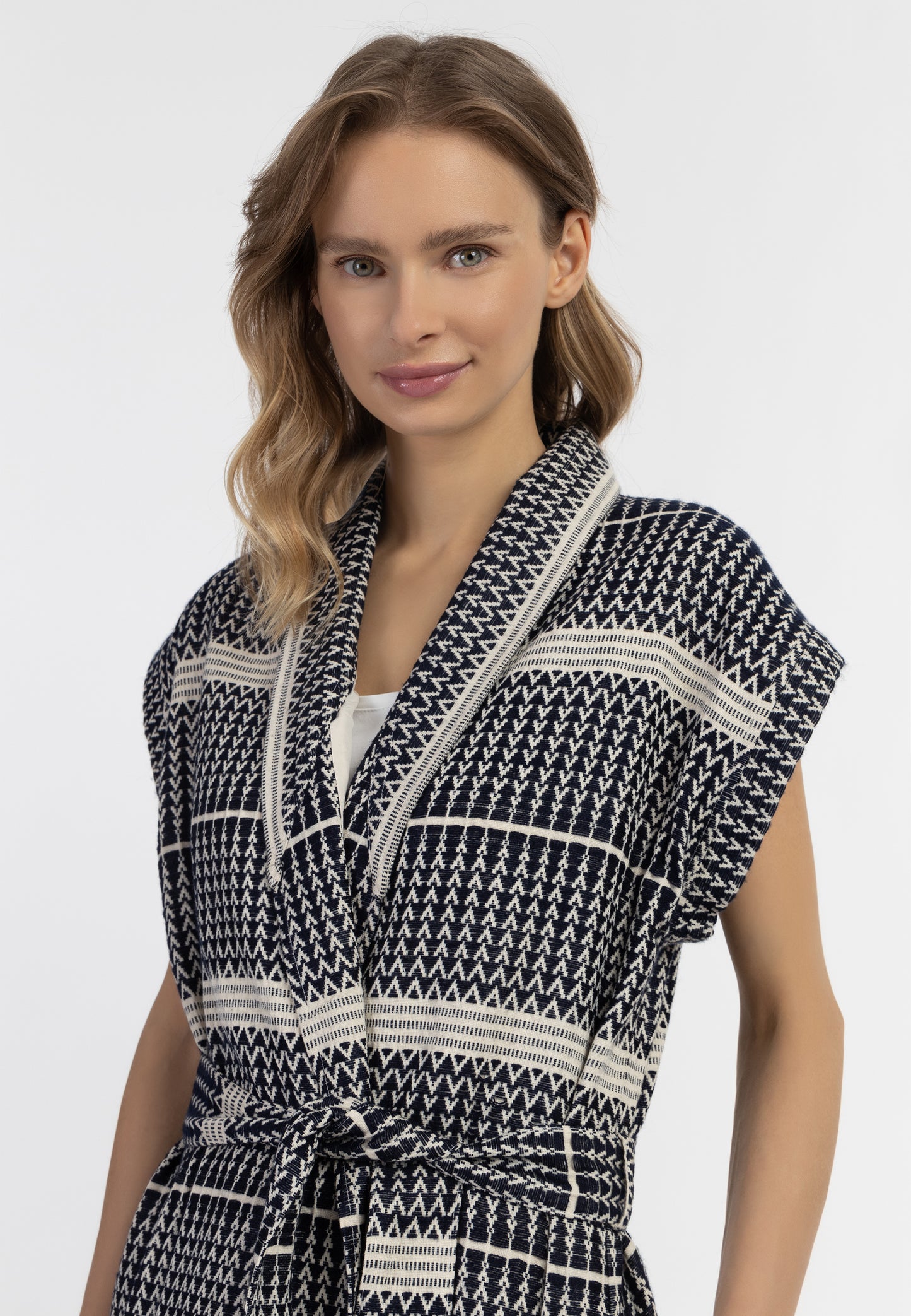 IZIA women's long vest