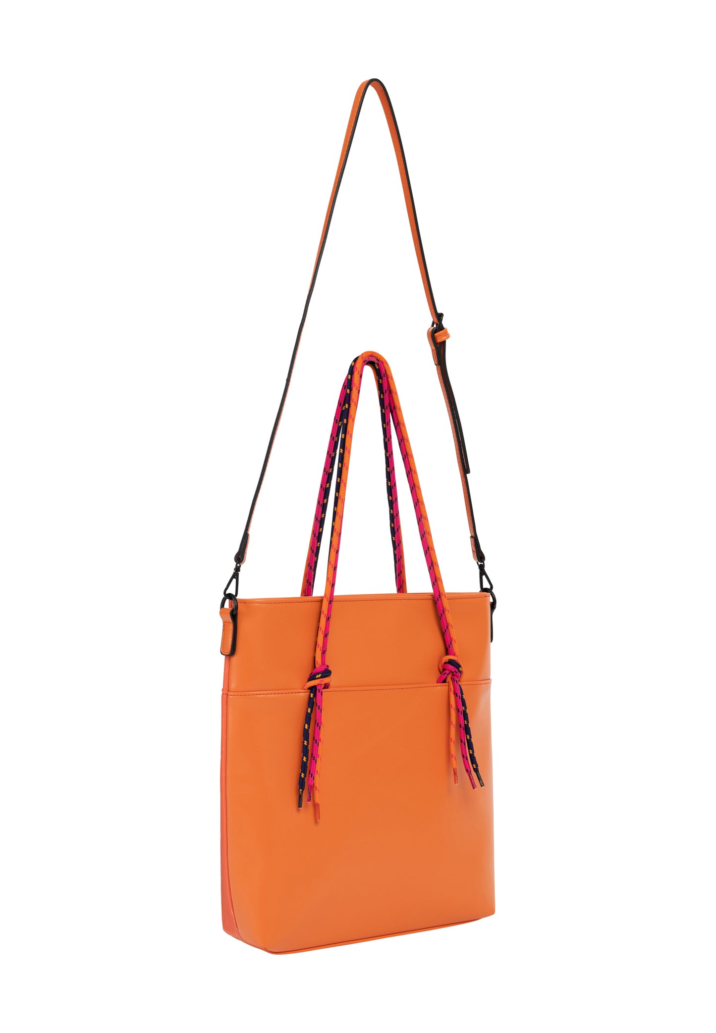myMo ATHLSR women's shoppers