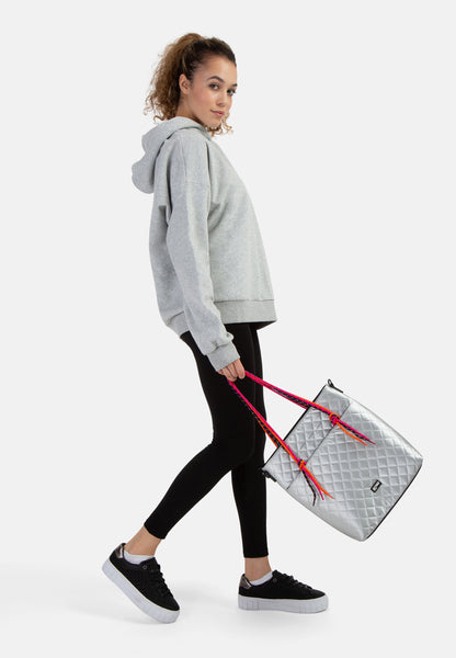 myMo ATHLSR women's shoppers