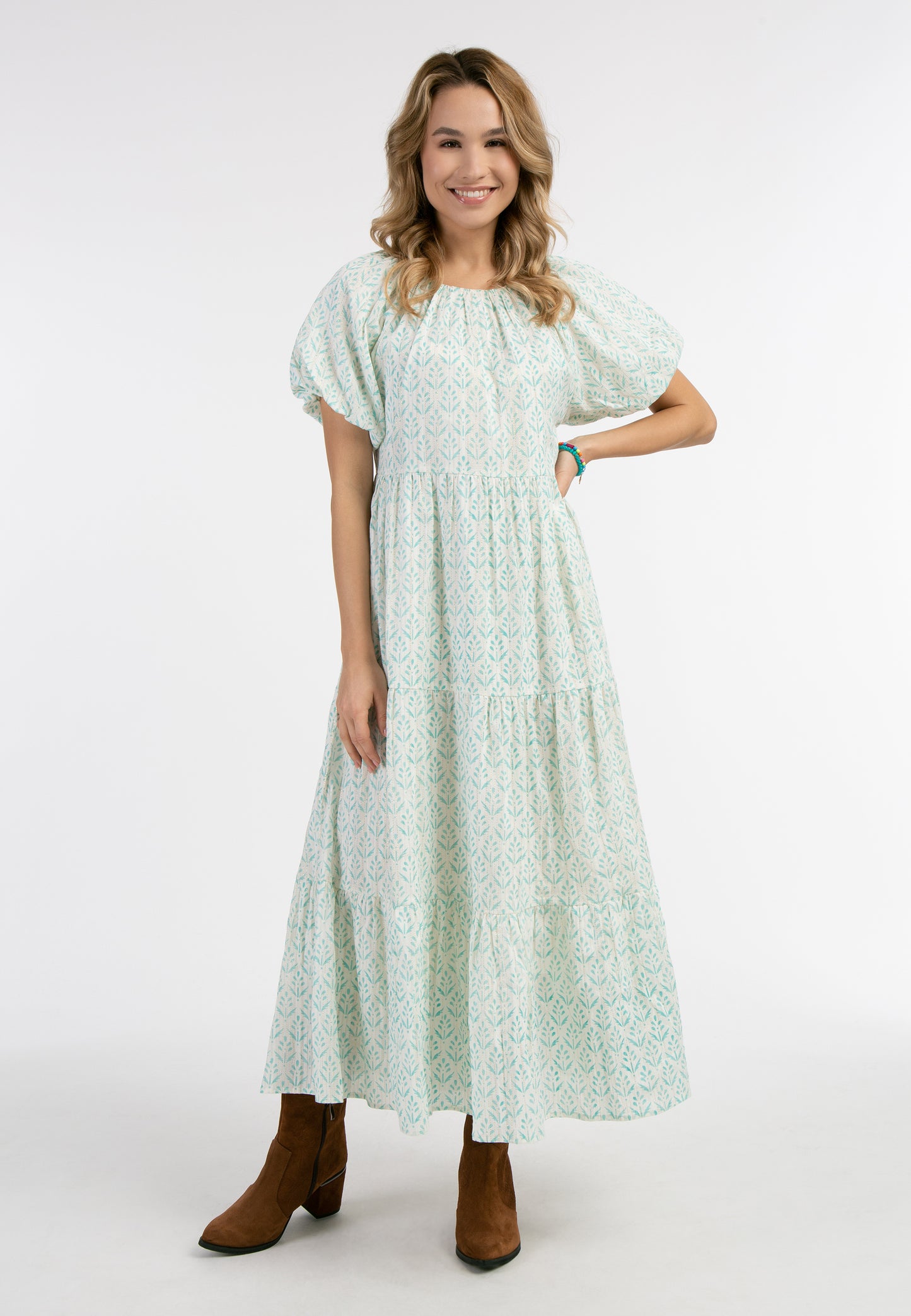 IZIA women's short sleeve maxi dress