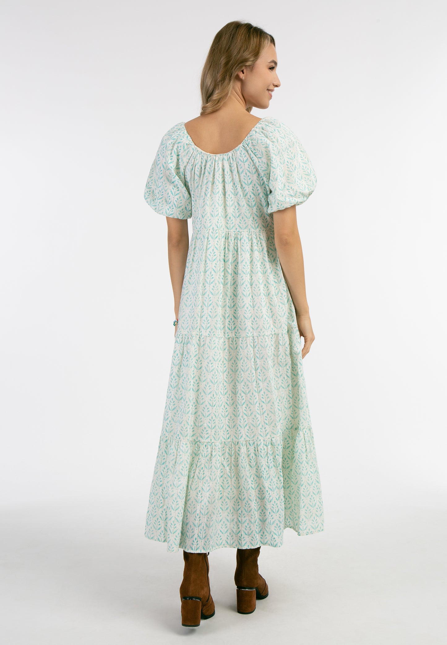 IZIA women's short sleeve maxi dress